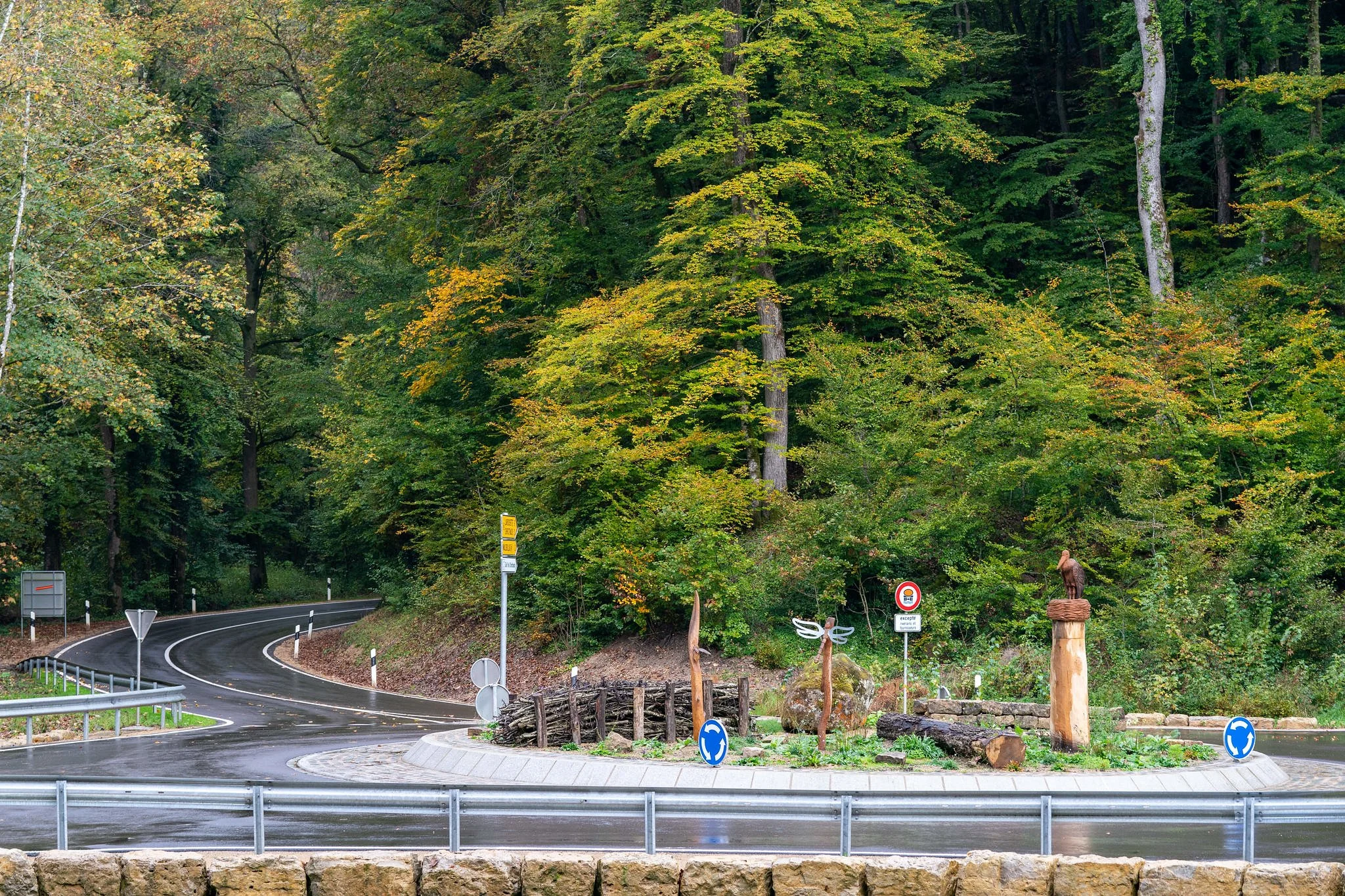 Rond-Point Waldbillig 1.jpg