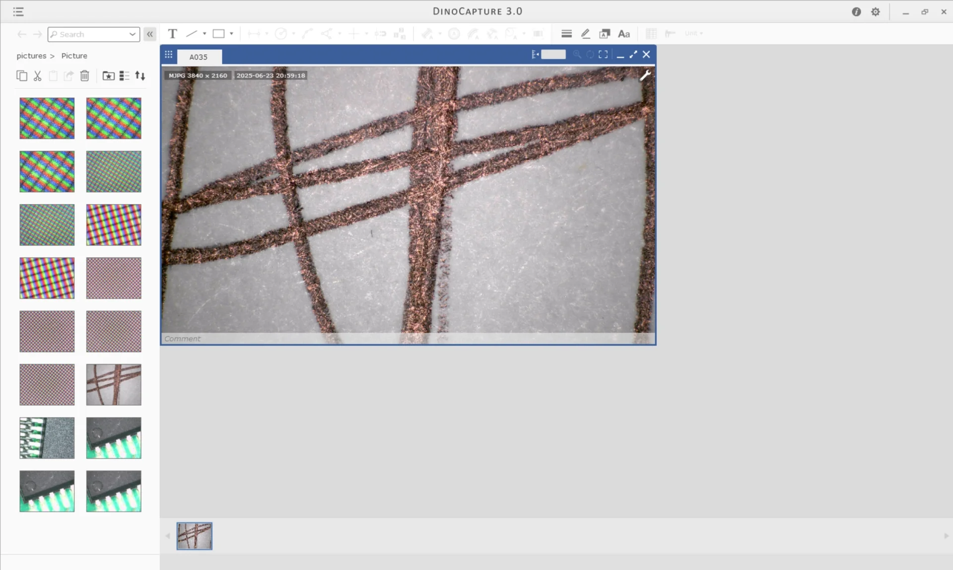 Close‑up av materialstruktur vist i DinoCapture 3.0.