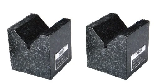 INSIZE V‑BLOKKER I GRANITT (SETT 2 STK) – 6897‑1
