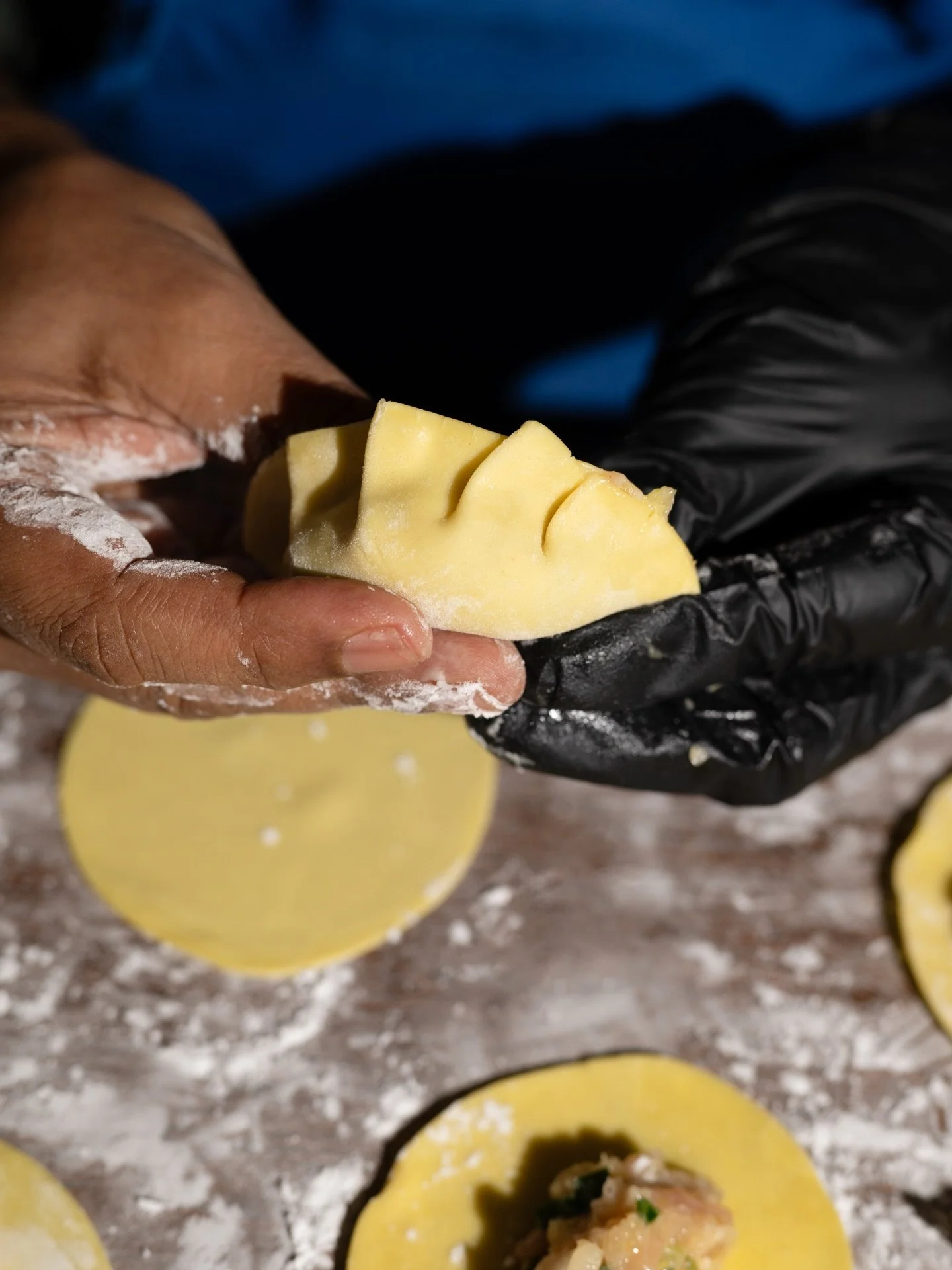 Le midi, fais-toi plaisir avec notre formule entr&eacute;e + plat &agrave; 14,90&euro; 
👉Tout est fait maison !

📍10, rue Sorbier, 75020

#restaurantparis #paris20 #ramen #ramennoodle #gyoza