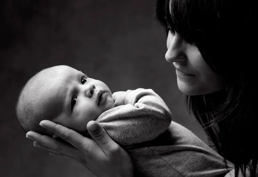shooting bébé en studio réalisé par une photographe à Nantes