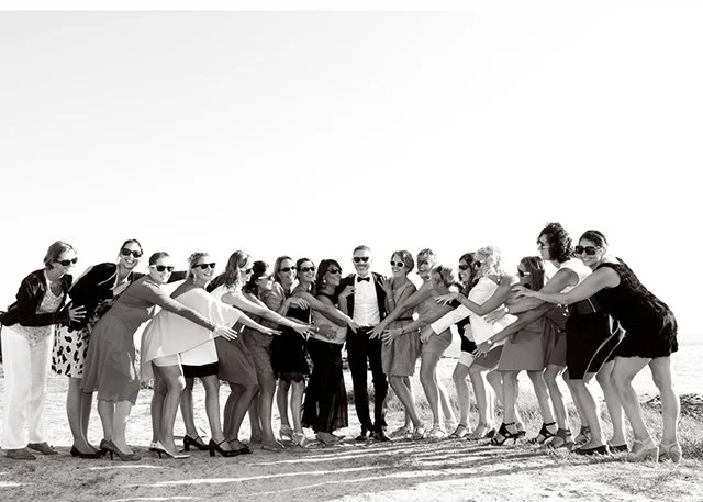 photo de groupe pendant un mariage à Nantes 