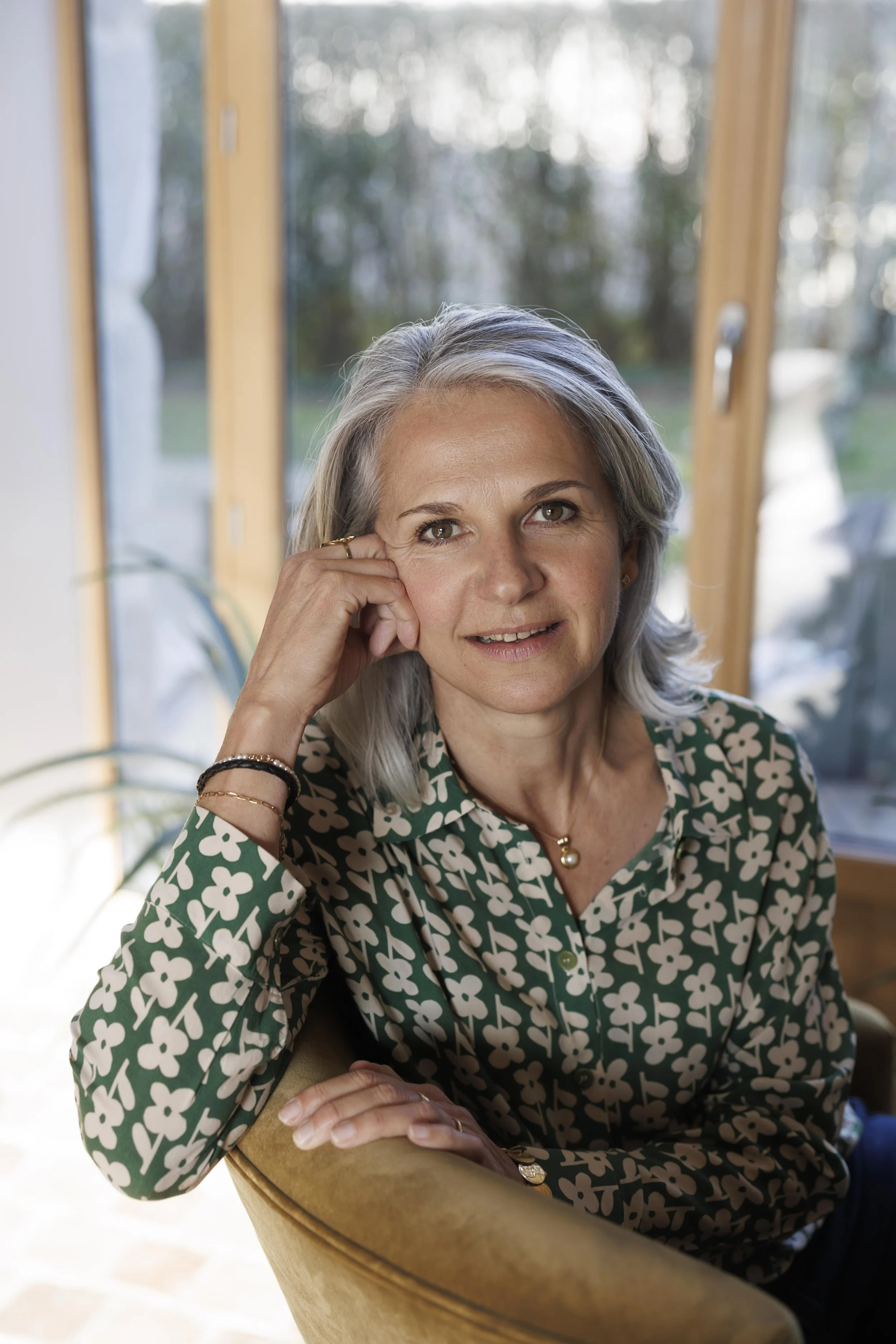 Portrait professionnel naturel réalisé à Nantes et La Chapelle sur Erdre pour entrepreneur, consultant ou activité indépendante.
