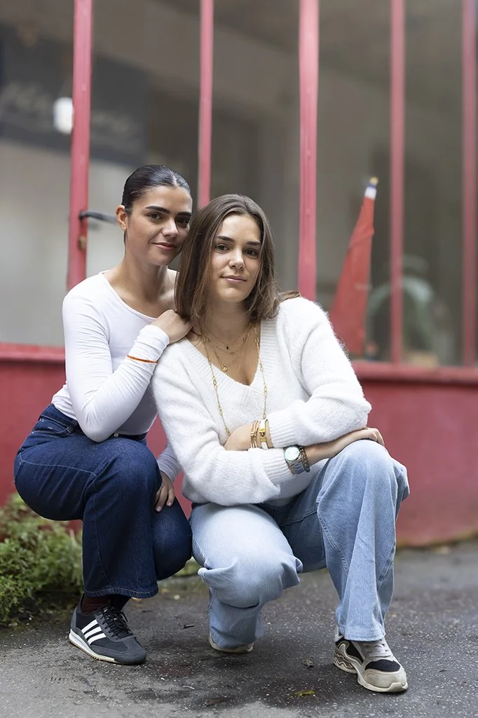 Séance lifestyle  famille réalisée en exterieur  à côté de Nantes par un photographe professionnel