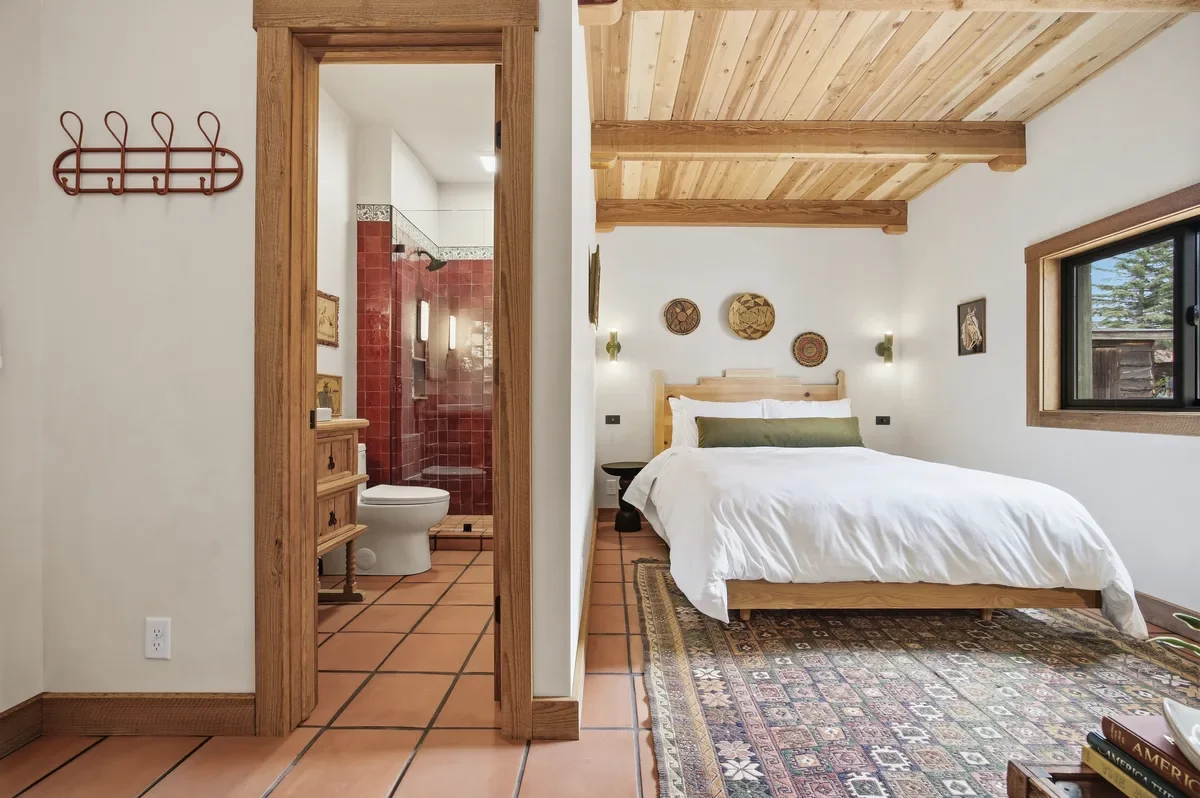 hey-house-room-2-bedroom-ensuite-red-tile-shower-1200w.webp