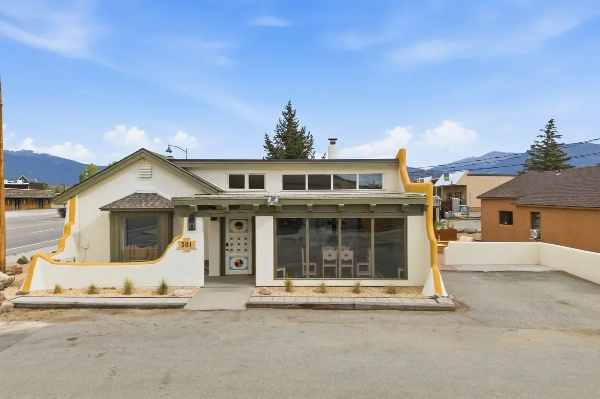 hey-house-boutique-hotel-aerial-buena-vista-1200w.webp