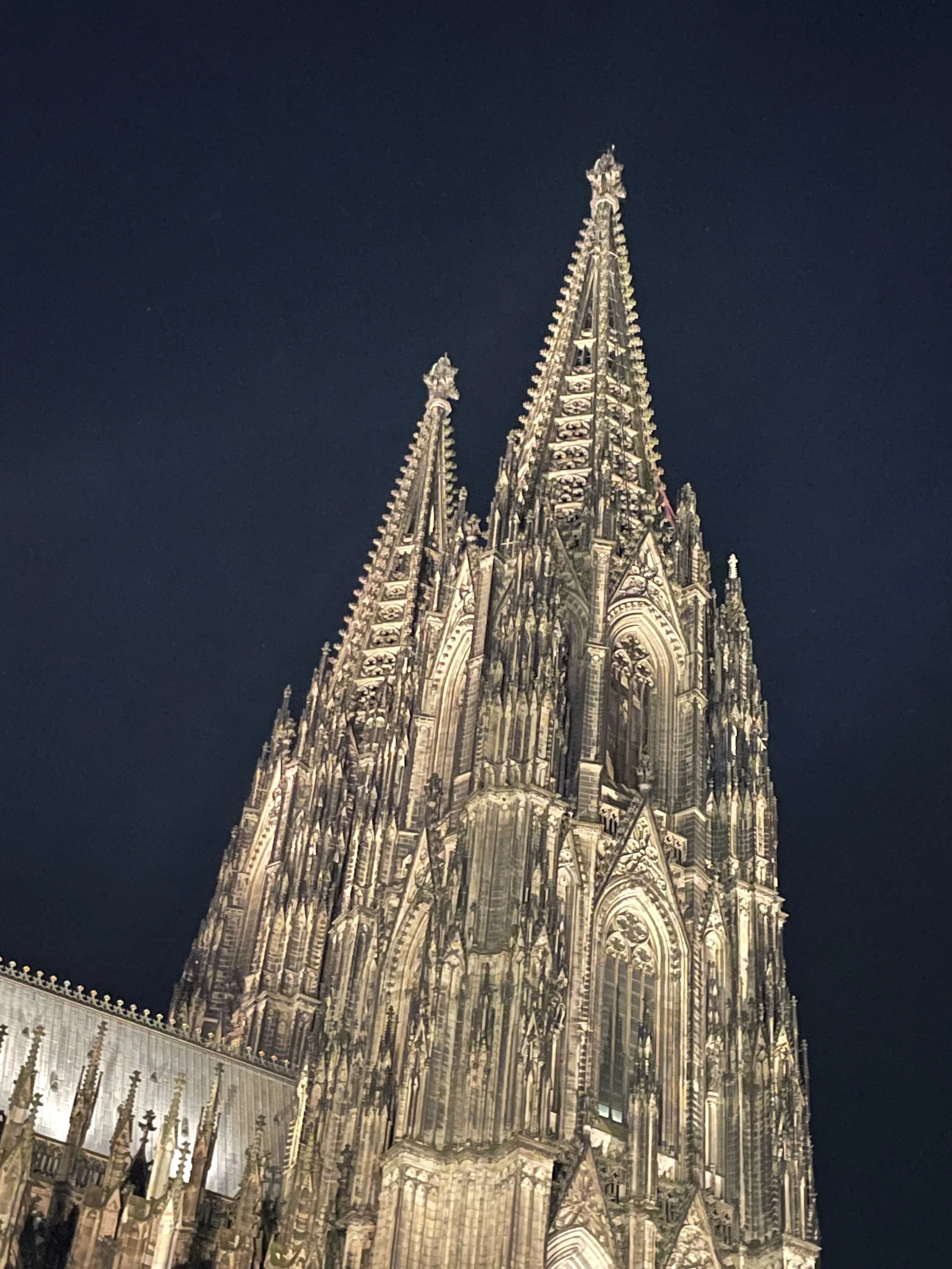 Samstag, 13. April 2024 um 22:11