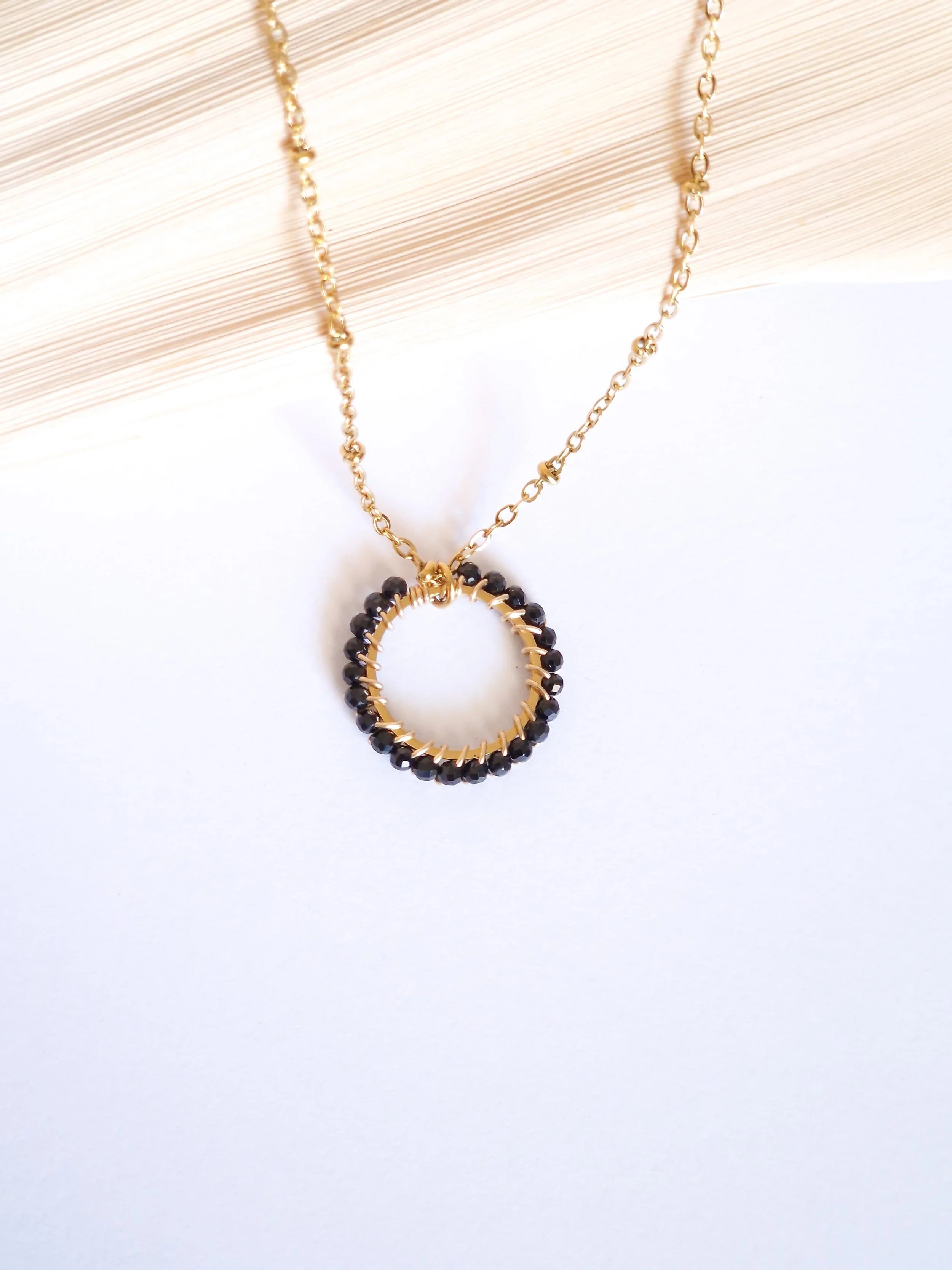 Collier Fatima Spinelle.jpg