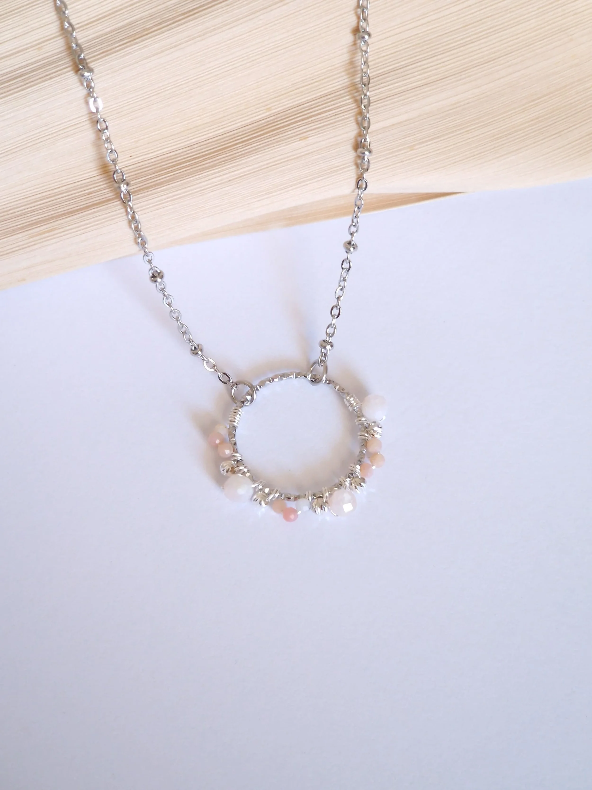 Collier Crystal Opale rose.jpg