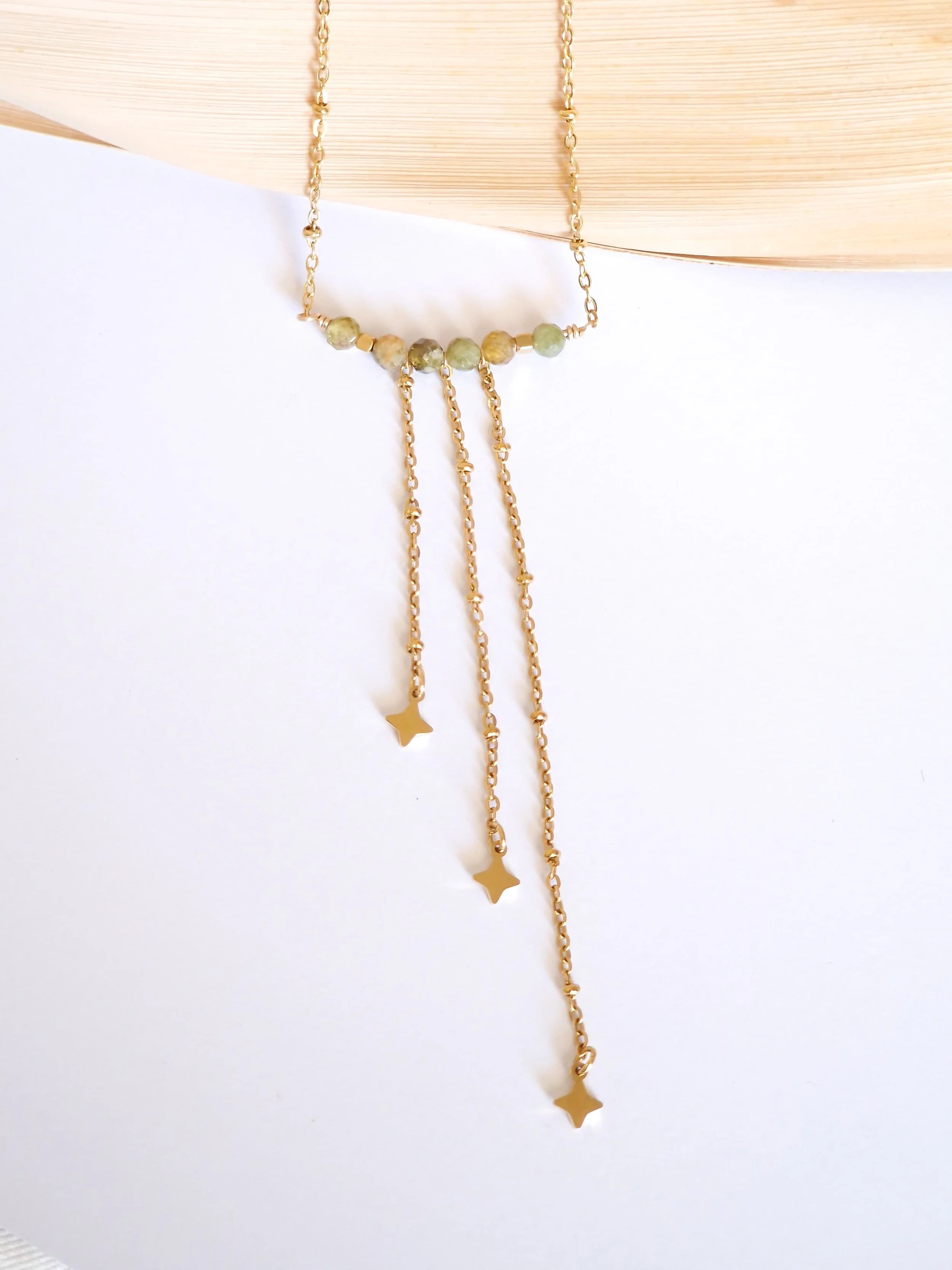 Collier Zétwals en cascade - Grenat vert.jpg