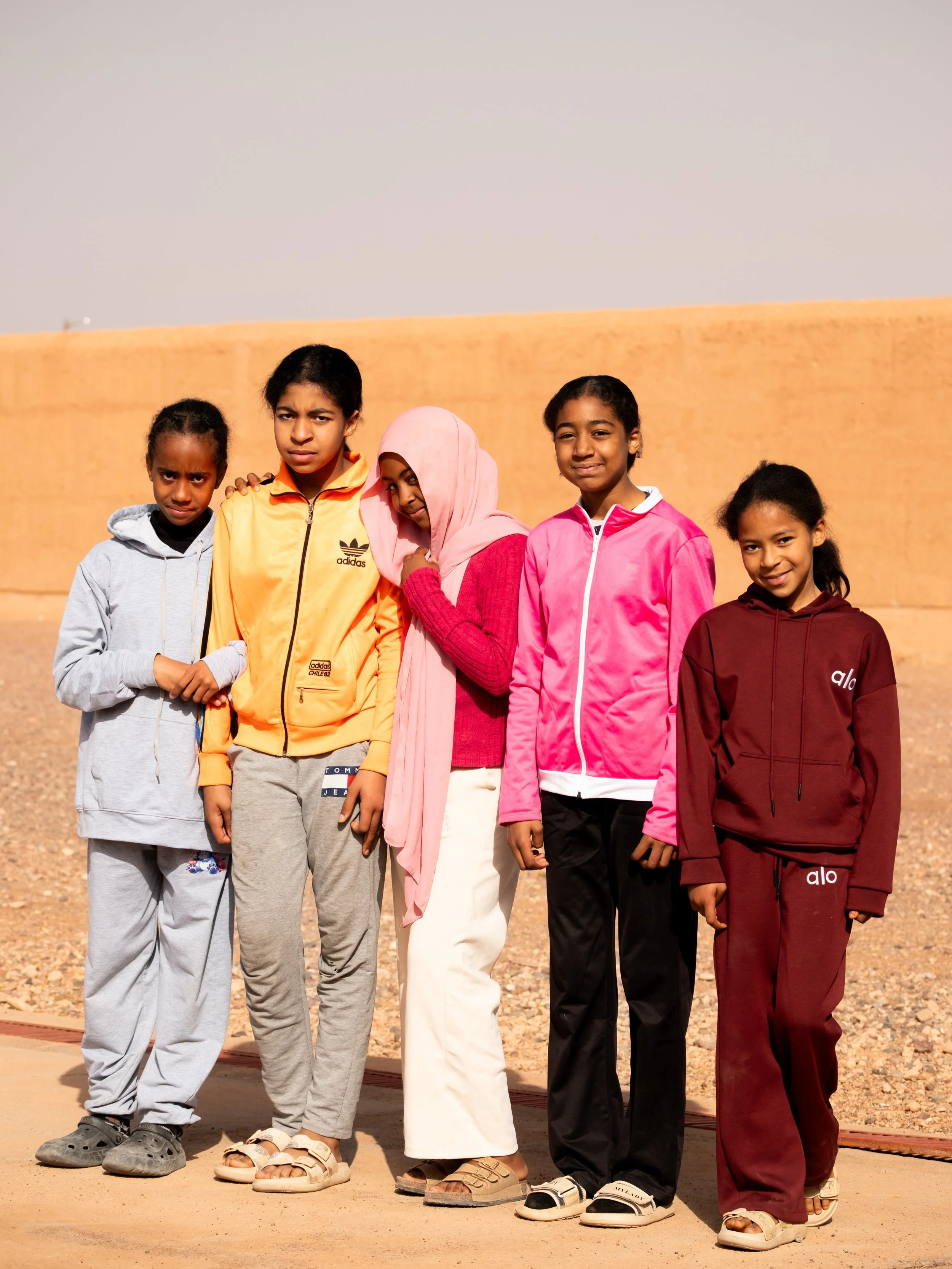Derri&egrave;re chaque matin&eacute;e de comp&eacute;tition, il y a bien s&ucirc;r les courses, les entra&icirc;nements et l&rsquo;organisation.

Mais il y a aussi tous les enfants venus simplement pour encourager, applaudir et soutenir leurs amis to