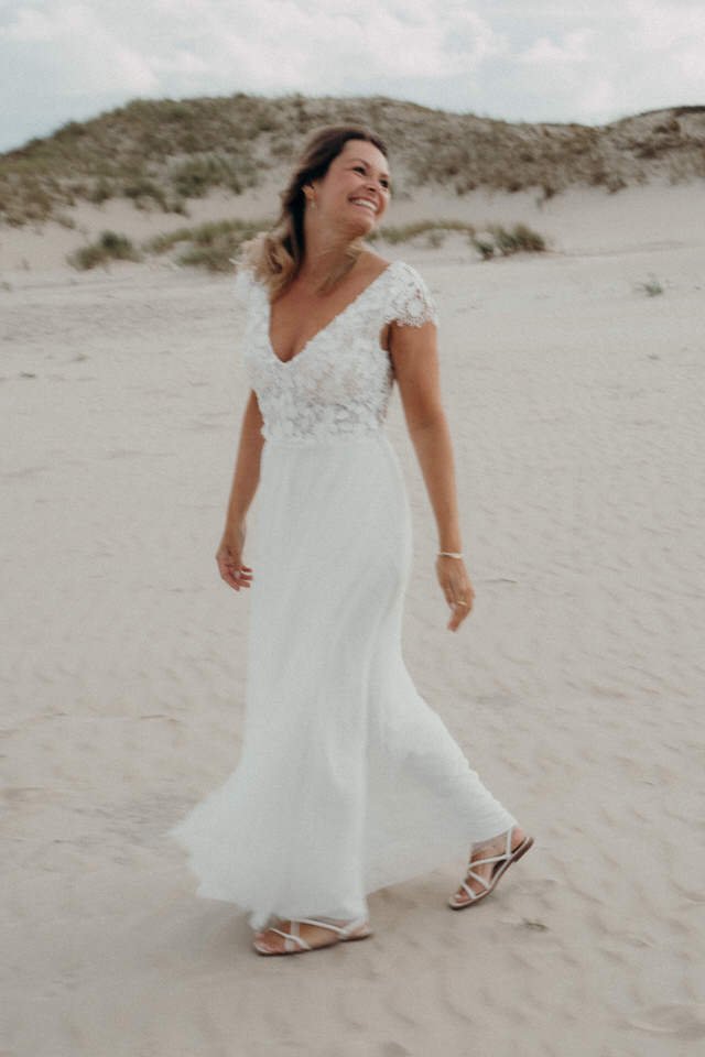 alinaatzlerfotografiesanktpeter-ording.jpg