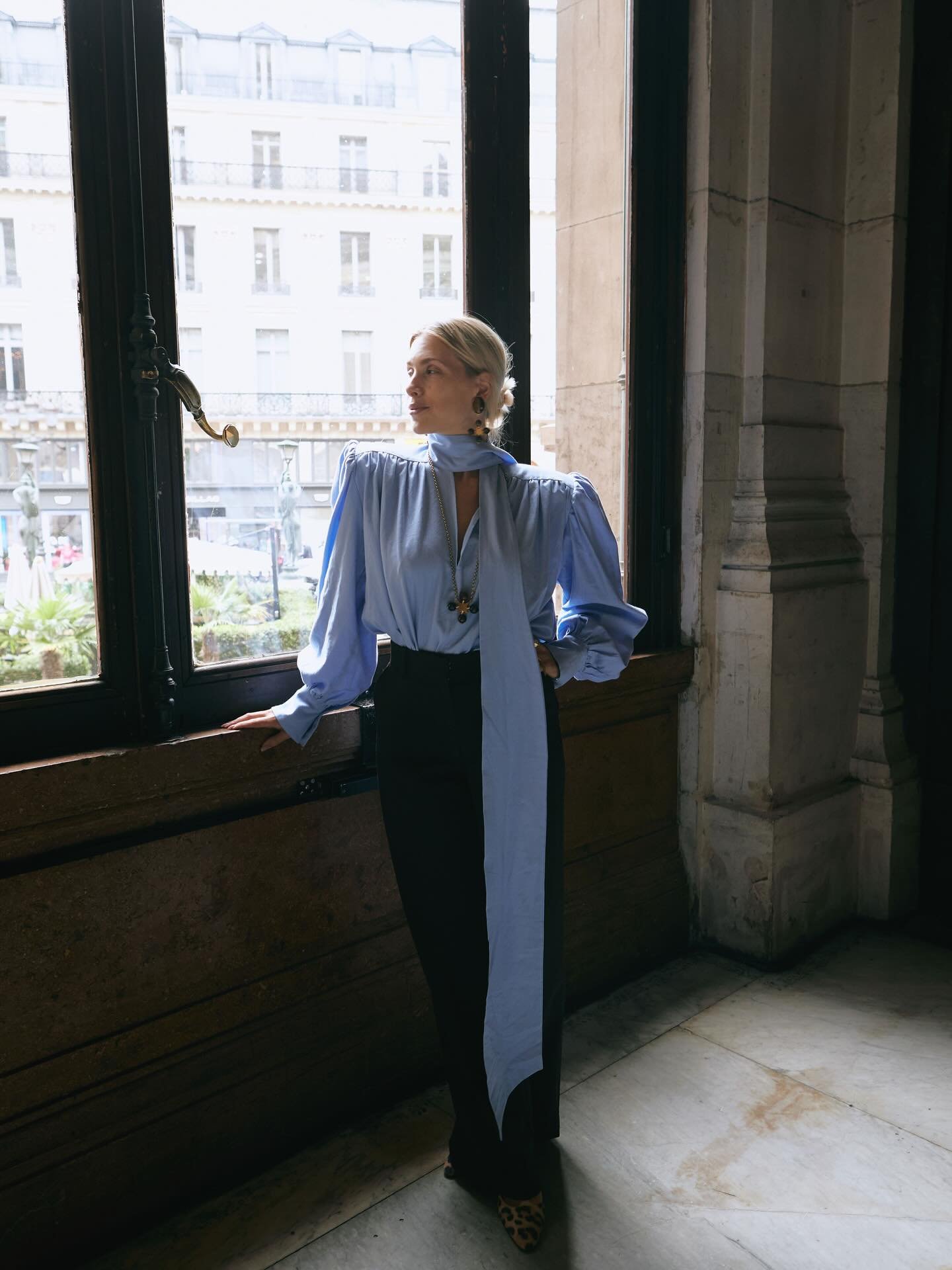 absolutely gorgeous @ritaa_molchanova wearing @grainsdeverre accessories and @bazhane_btq shirt
&bull;
&bull;
&bull;
&bull;
&bull;
&bull;
&bull;
&bull;
&bull;
&bull;
#ParisFashionWeek #PFW #PFW2025 #ParisFashionWeek2025 #FashionWeekParis #ParisStyle 