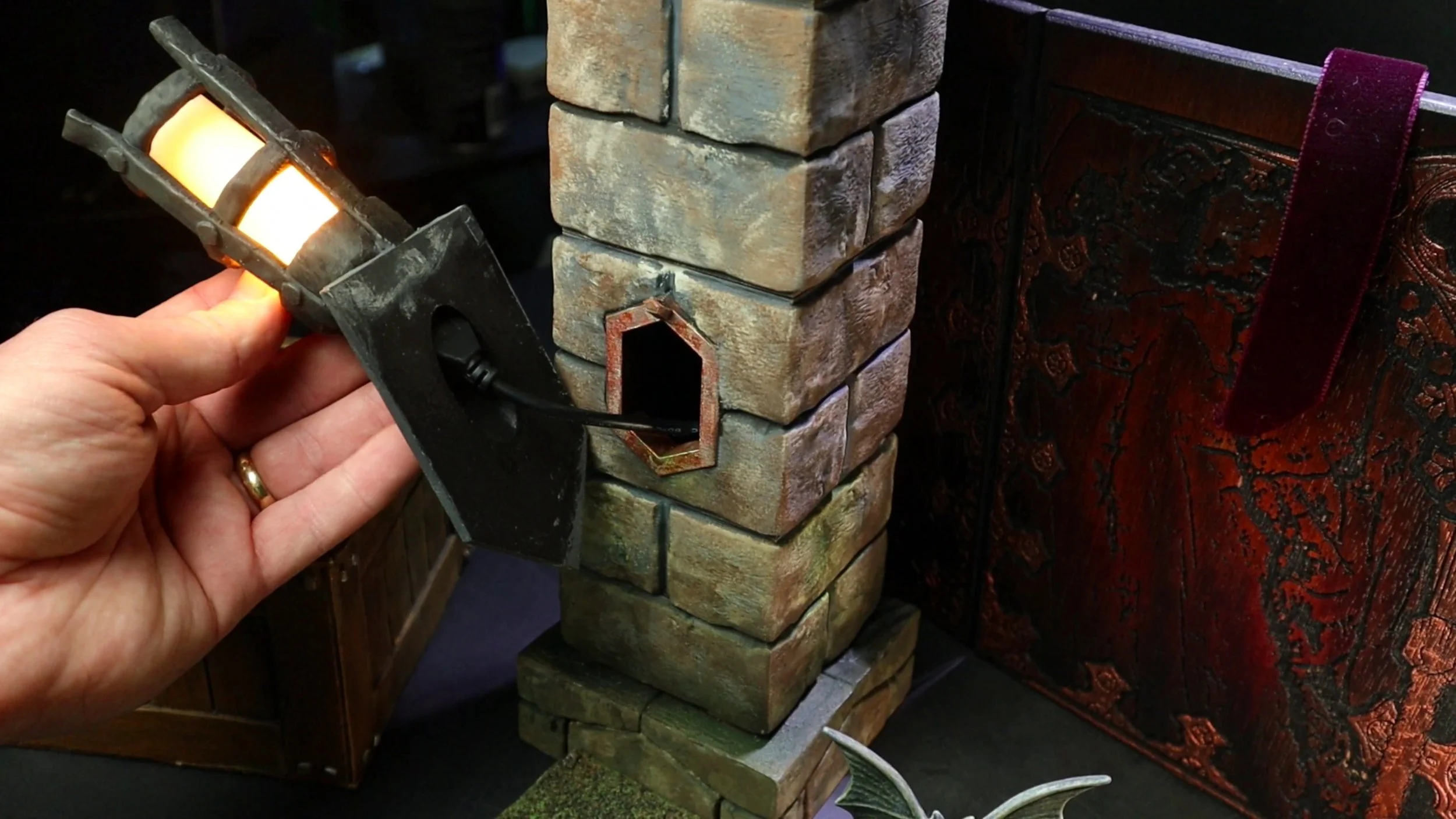 atmoseeker-pocketdungeontorch-06.jpg