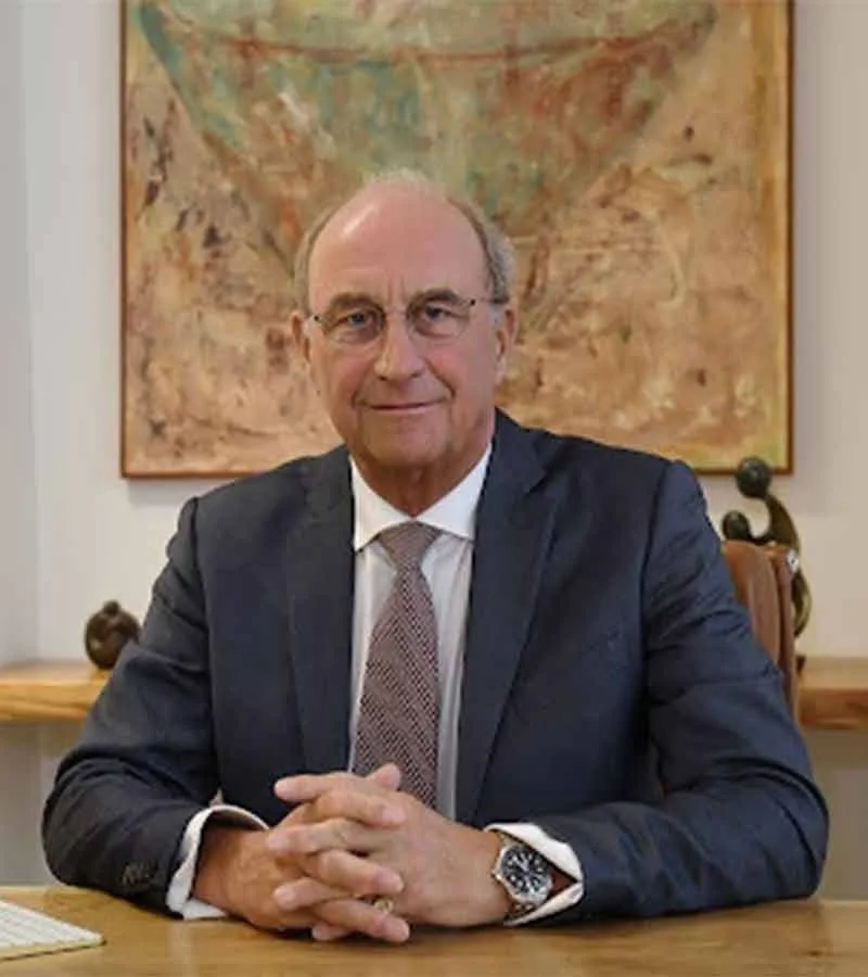 Adrian Lower FRCOG, Consultant Gynaecologist and Fertility Expert at Rapid Access Gynaecology