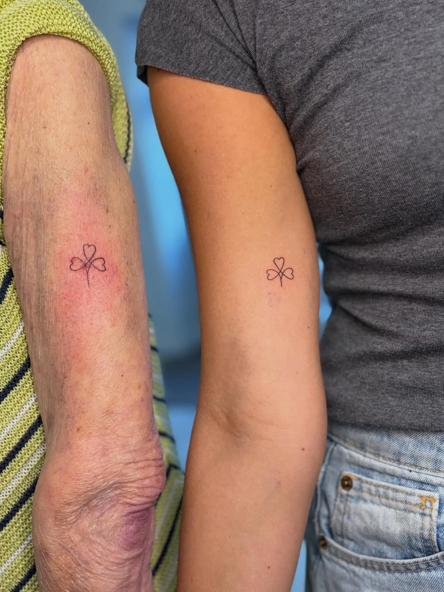 A pair of matching clovers for Olivia and her 80 year old grandmother Jeanne ☘️🩶 so special ☺️