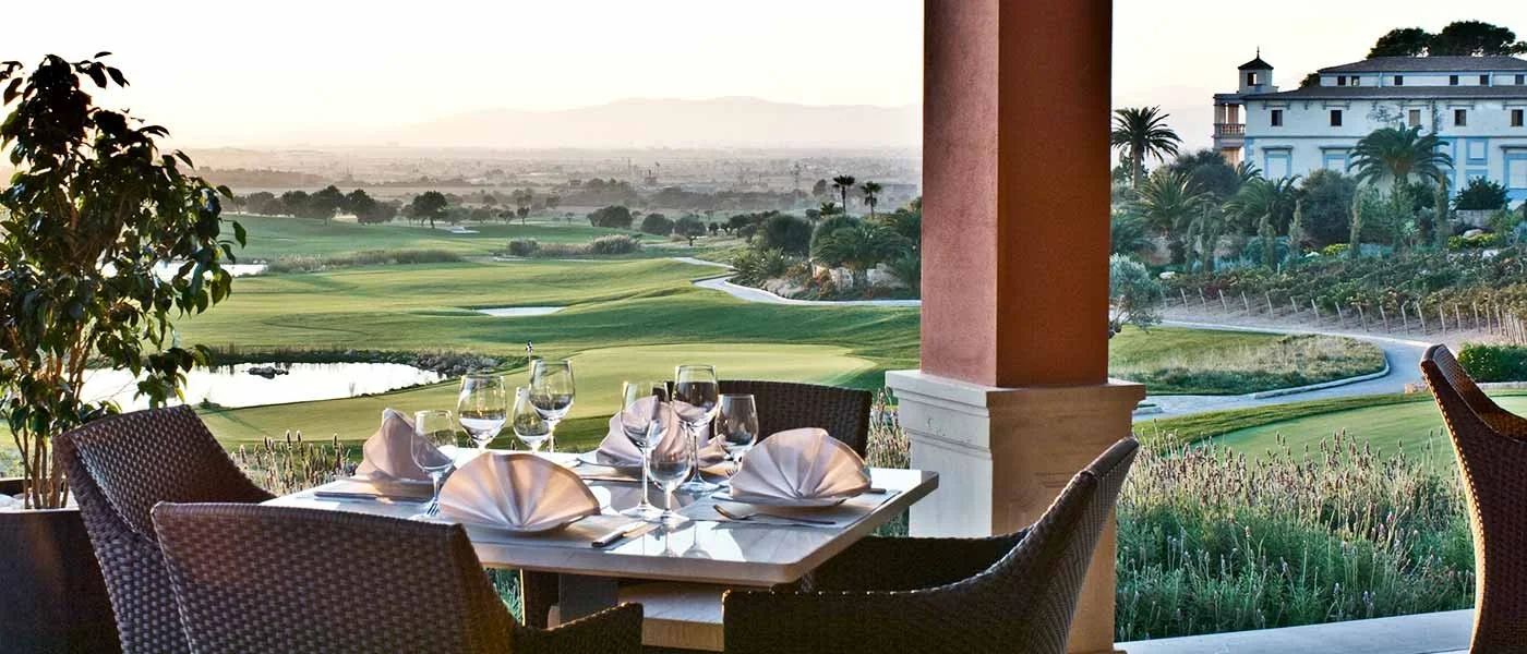 son-gual-golf-mallorca-terrace-content-01.jpg