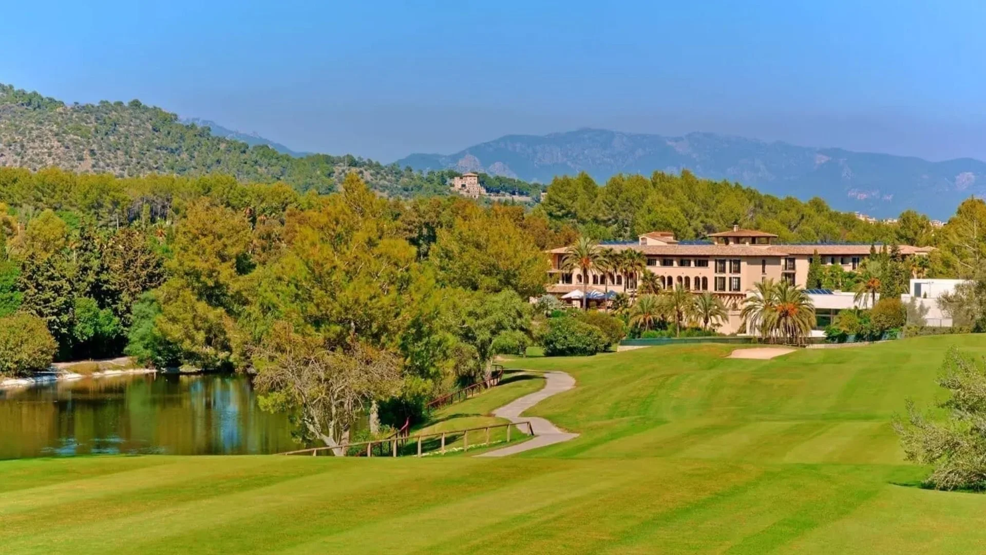¿Dónde hospedarse en un viaje de golf a Mallorca?