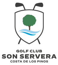 Logotipo del club de golf 'Son Servidera' con un árbol, agua y montañas, y texto en español.