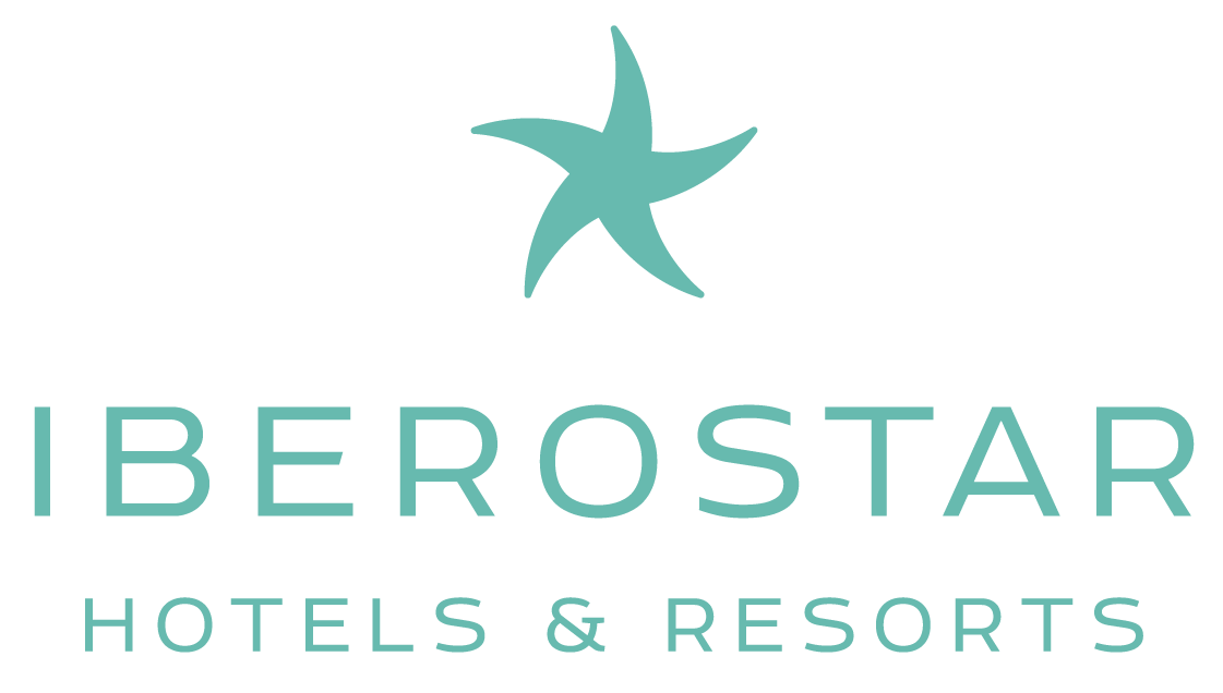 Logo de IBEROSTAR Hoteles y Resorts, con un diseño de estrella marina en color verde azulado y texto en letra moderna.