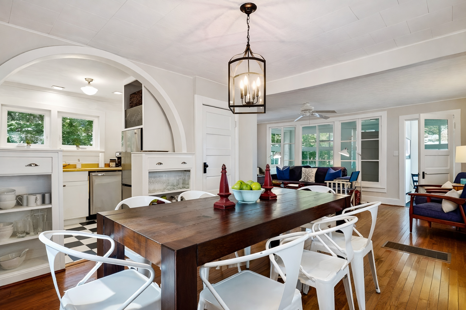 Lake Michigan Cottage (6).png