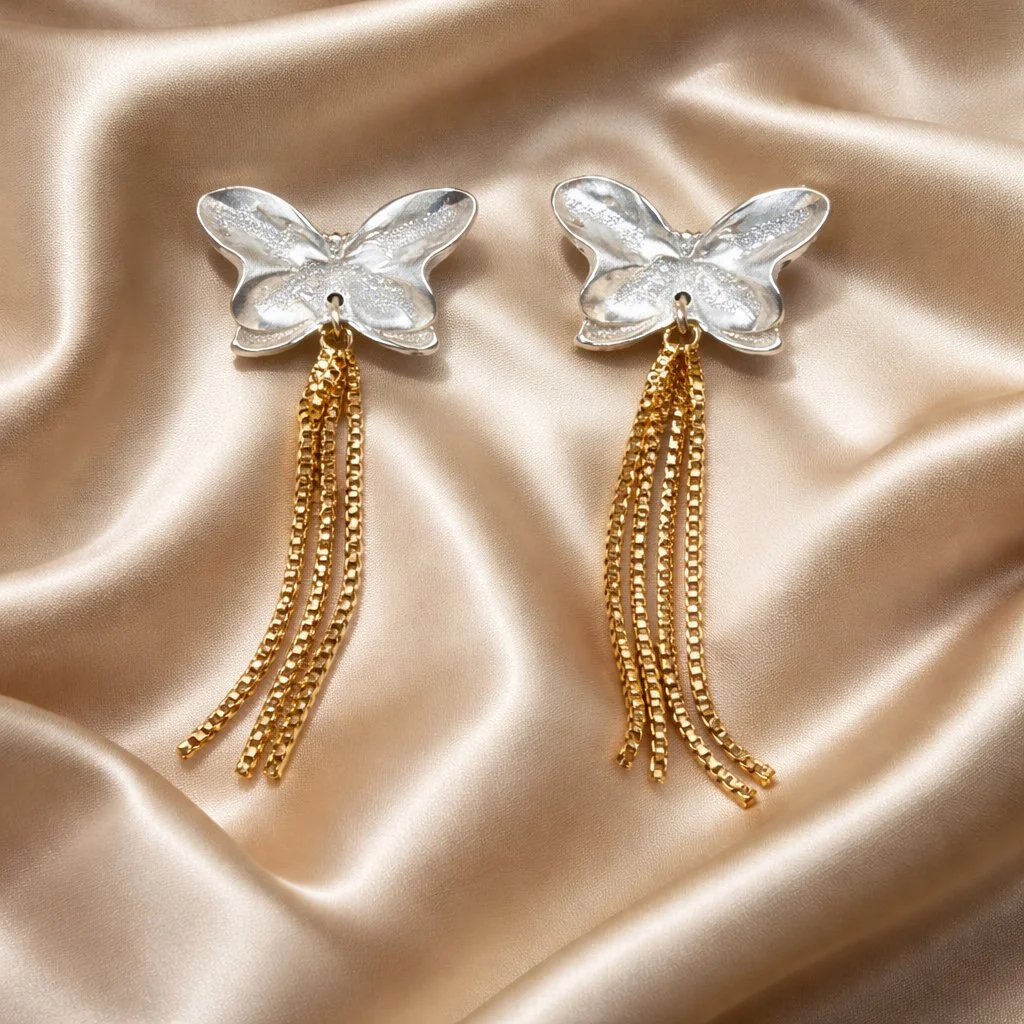 Tine Earrings 01.jpeg