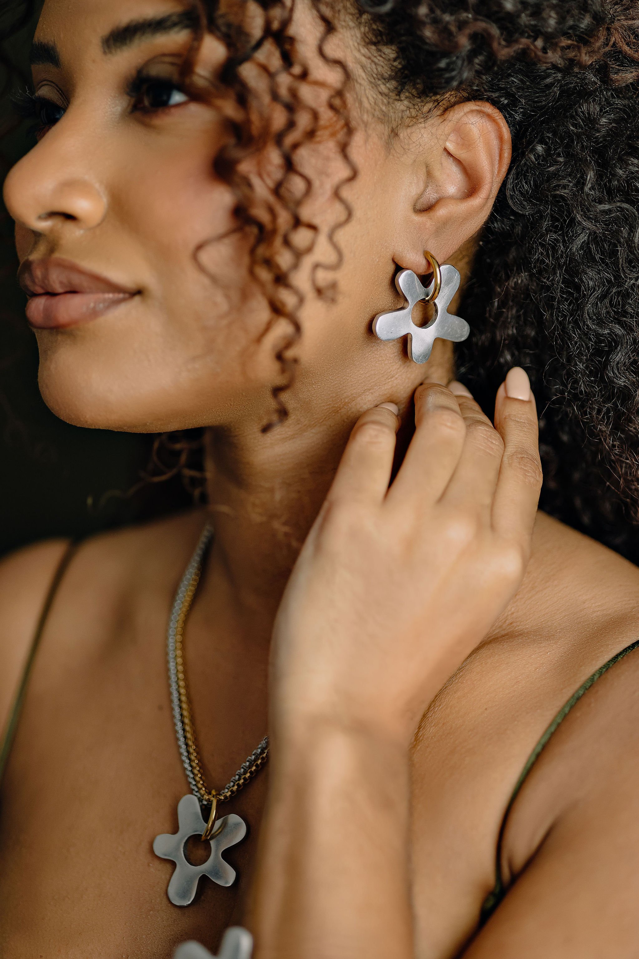 Flora Earrings.jpg