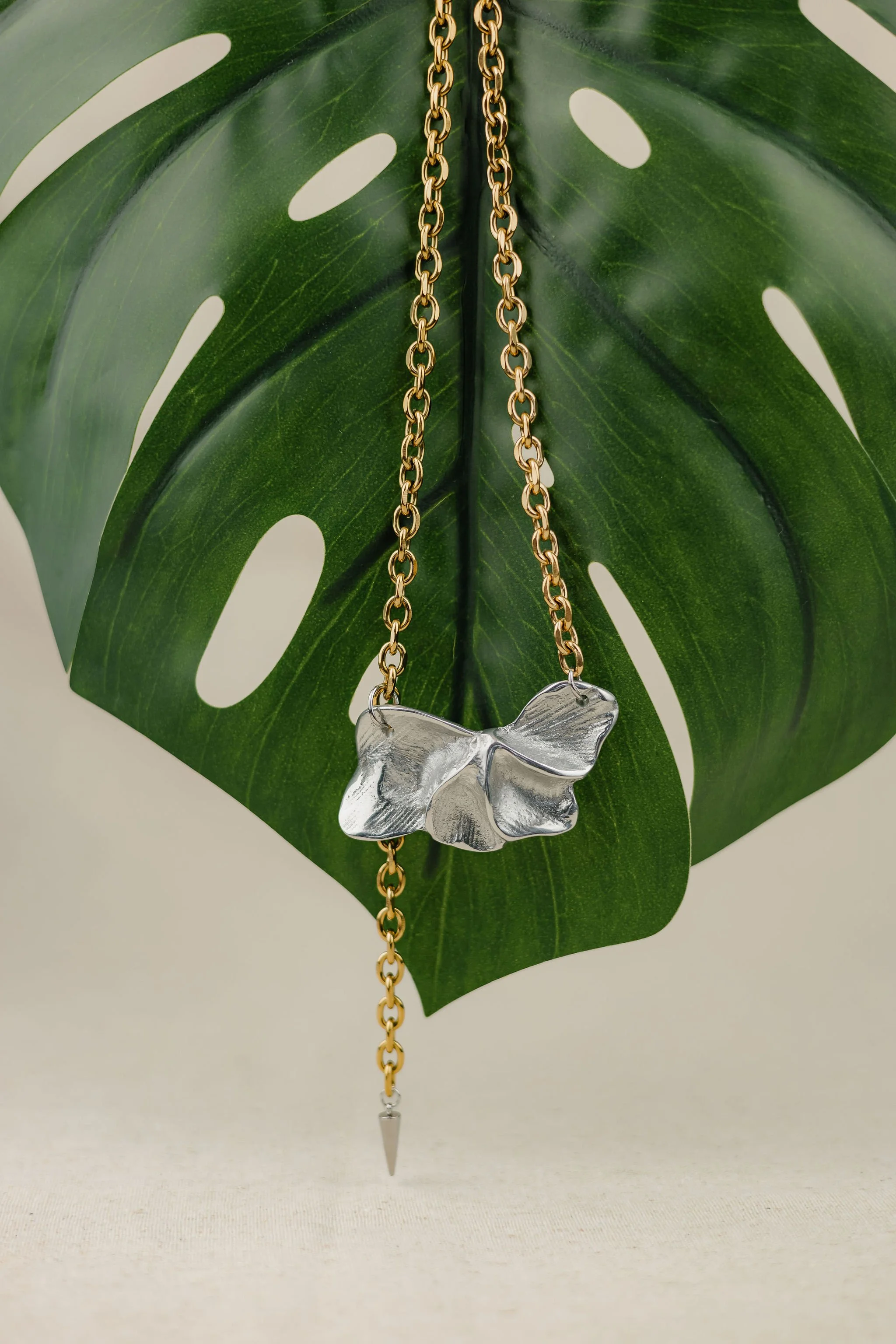 Giselle Neckalce.jpg