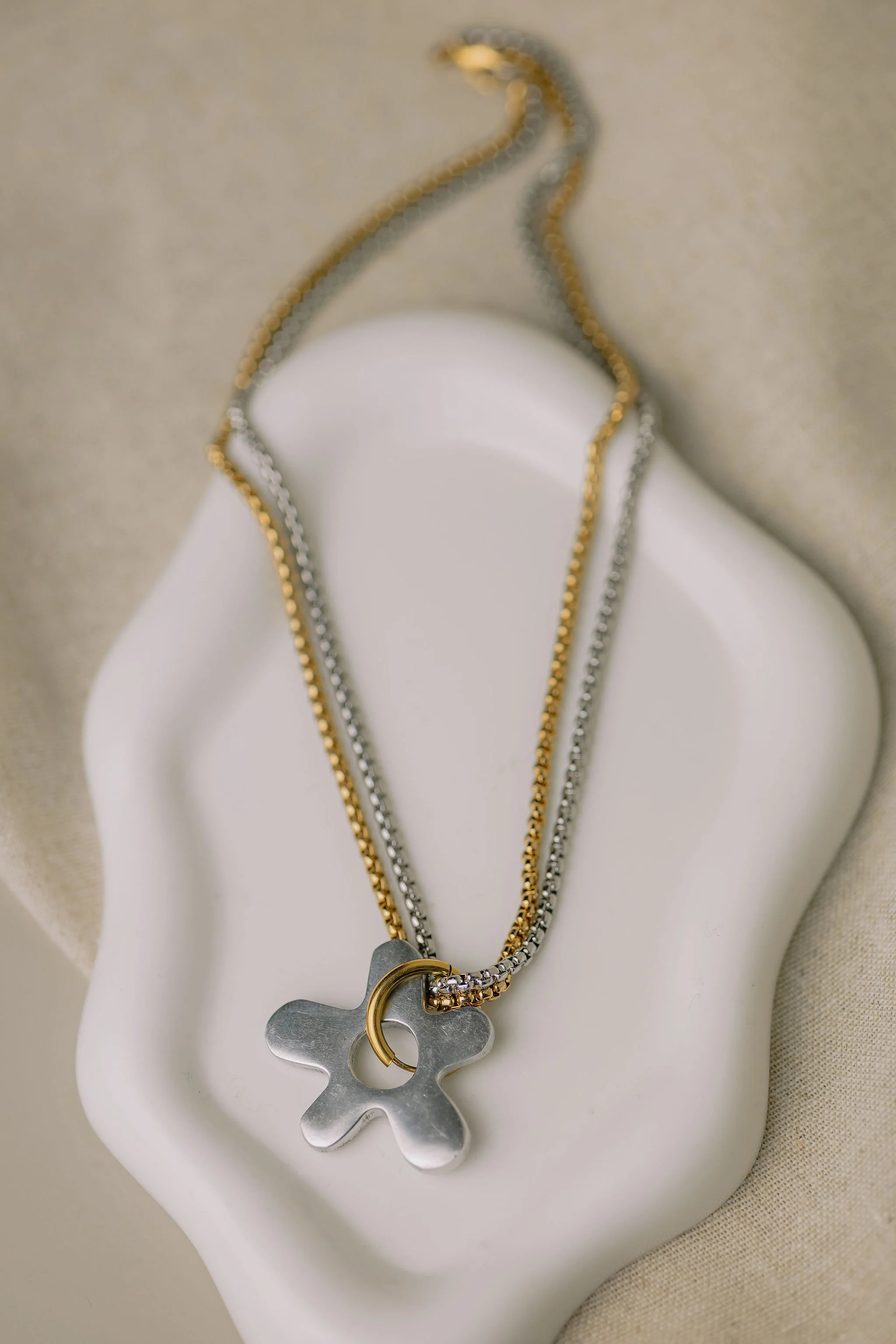 Flora Necklace II.jpg