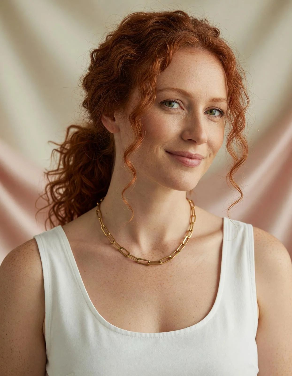 Lili Necklace model.jpg