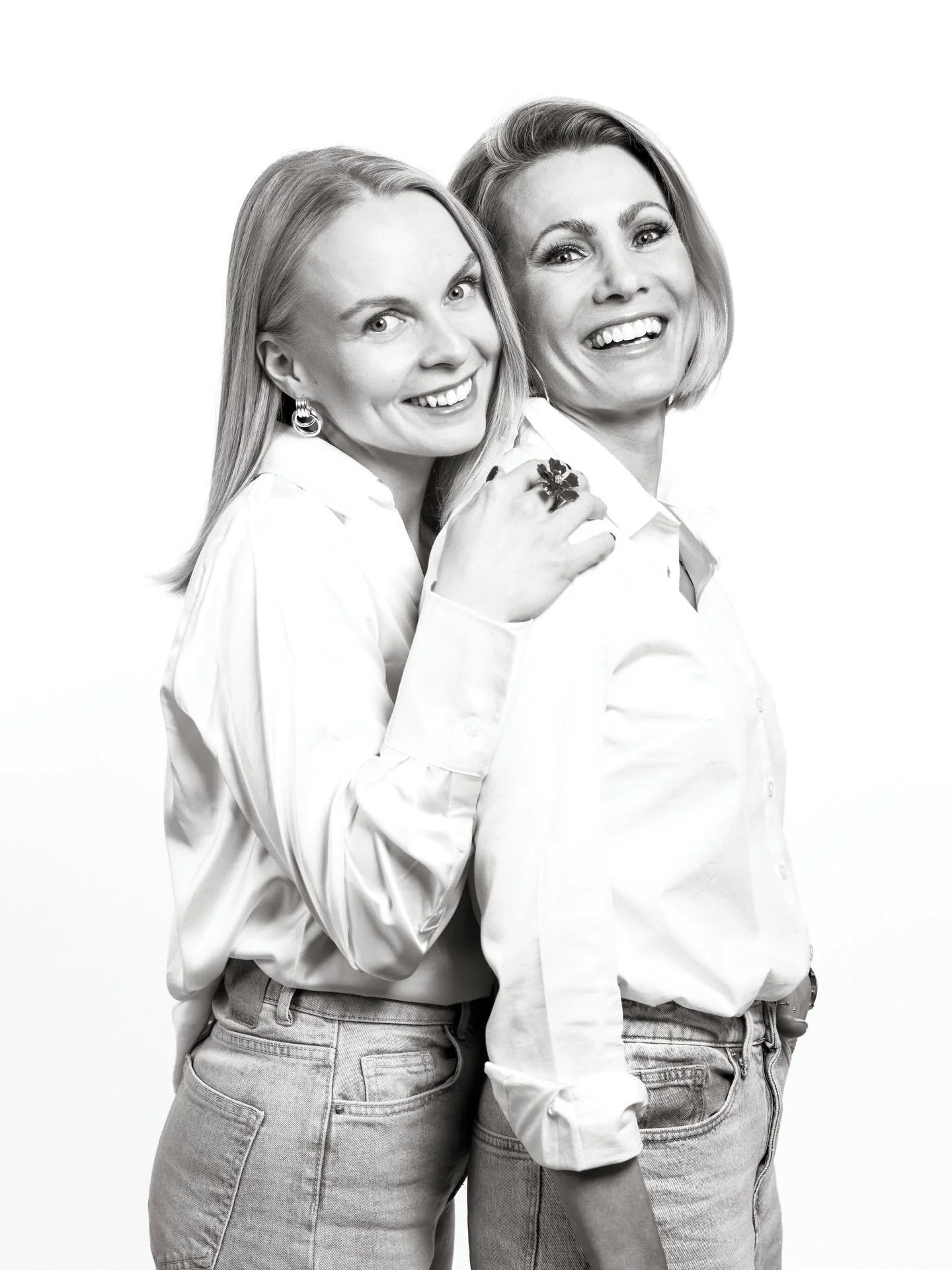 💕💕Hyv&auml;&auml; yst&auml;v&auml;np&auml;iv&auml;&auml; 💕💕

Arvonta on nyt suoritettu ja voittajalle ilmoitettu henkil&ouml;kohtaisesti. 

Kiitos kaikille osallistuneille 🫶🏼 

Ihanaa yst&auml;v&auml;np&auml;iv&auml;&auml; ✨💕 

📸: Samuli Ahti