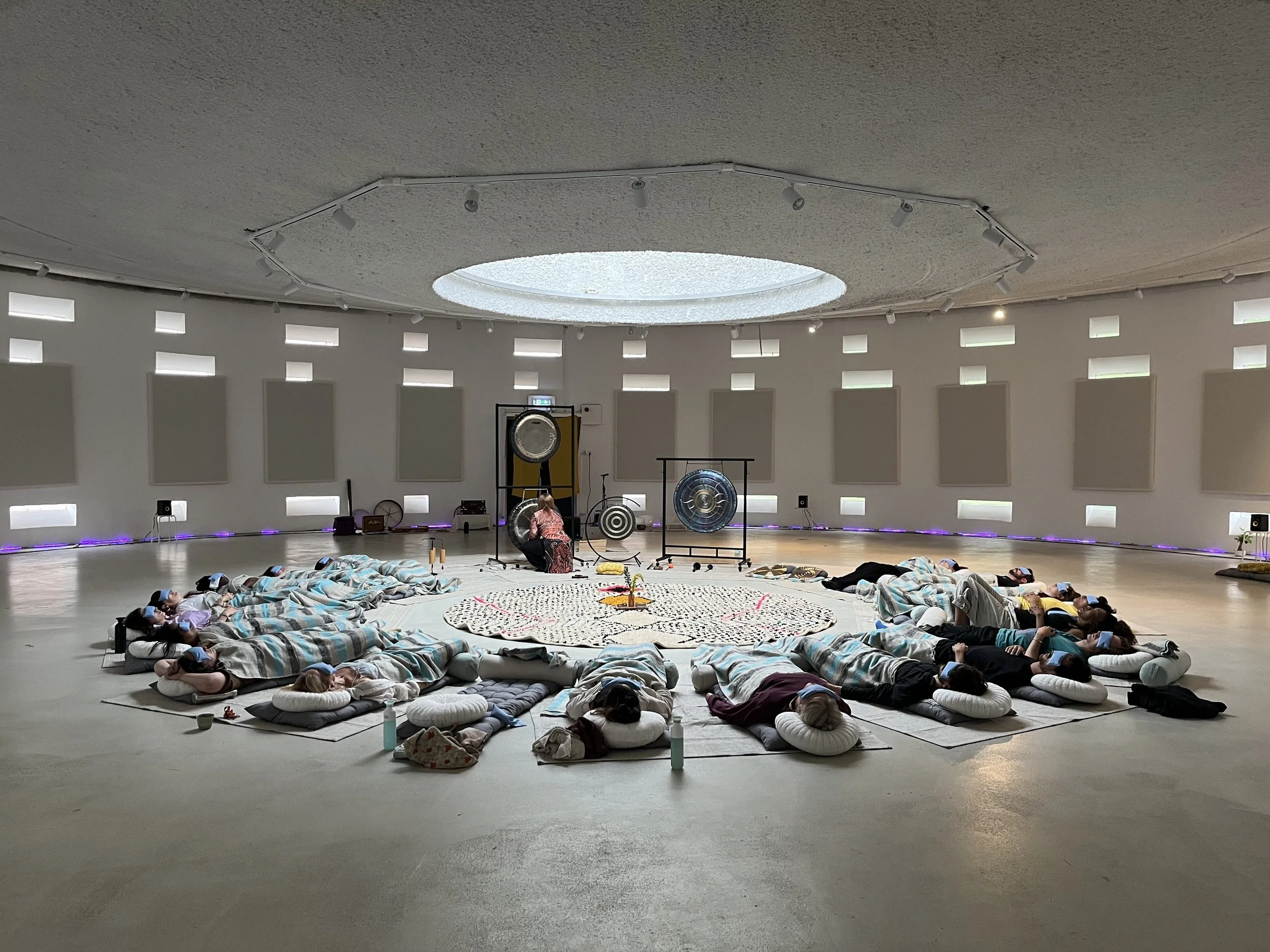 Full Moon Gong Bath