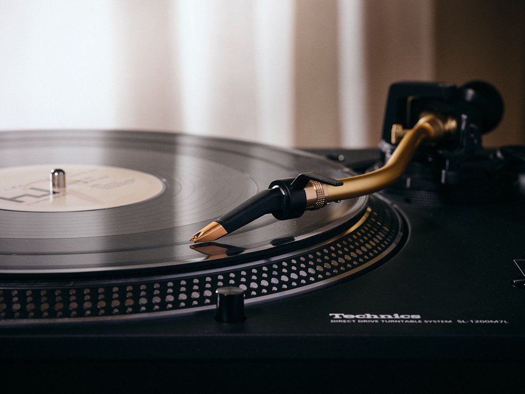 ADE: The Listening Room