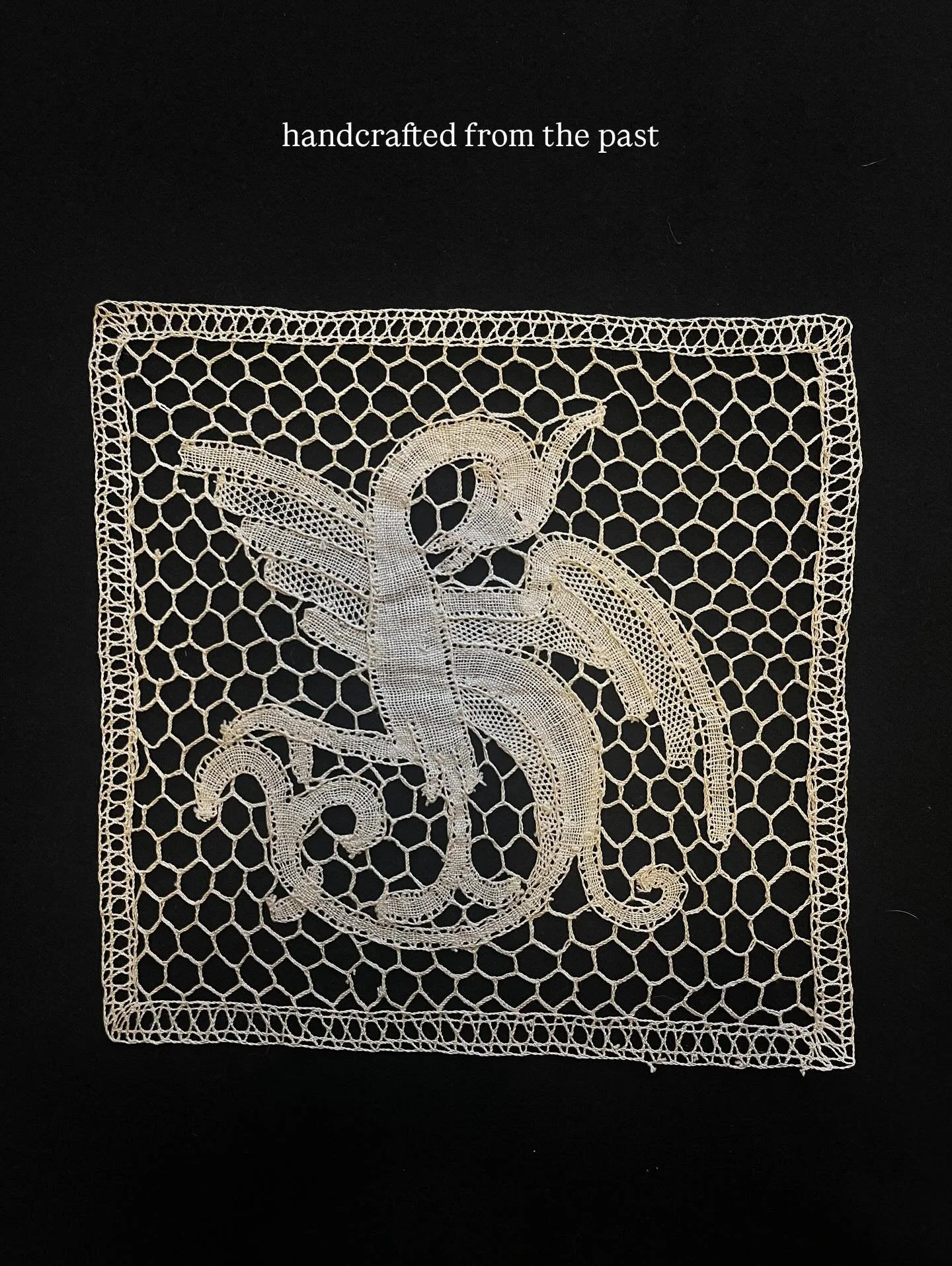 🤍 treasures from another Century 🤍

thank you, Lil 🤍
ready to turn them into something new 🤍

#treasures 
#handcrafted 
#nupereller 
#knypplade
#art
#lace
#mariebergmandesign