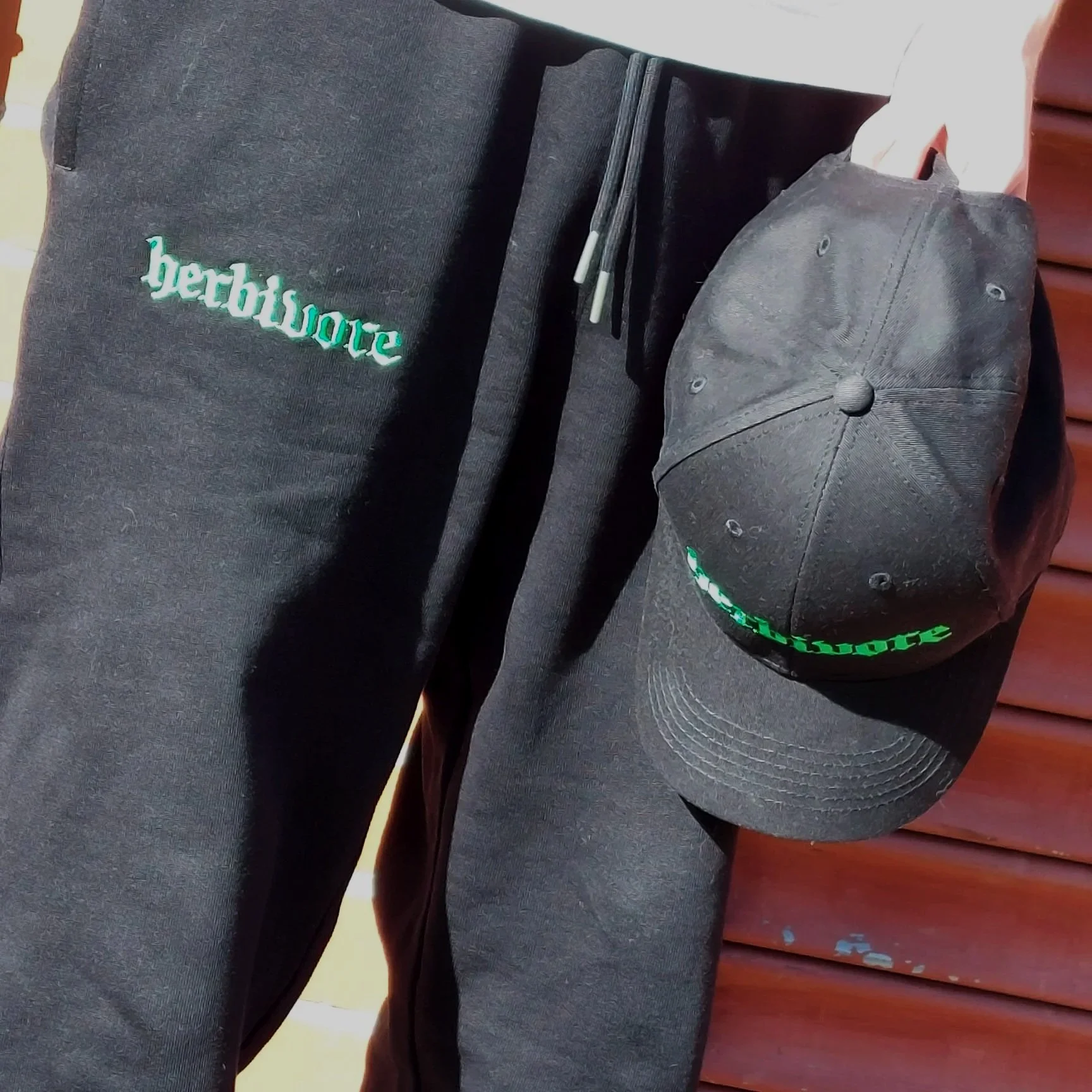 Herbivore Hat+Jogger Combo Wombo