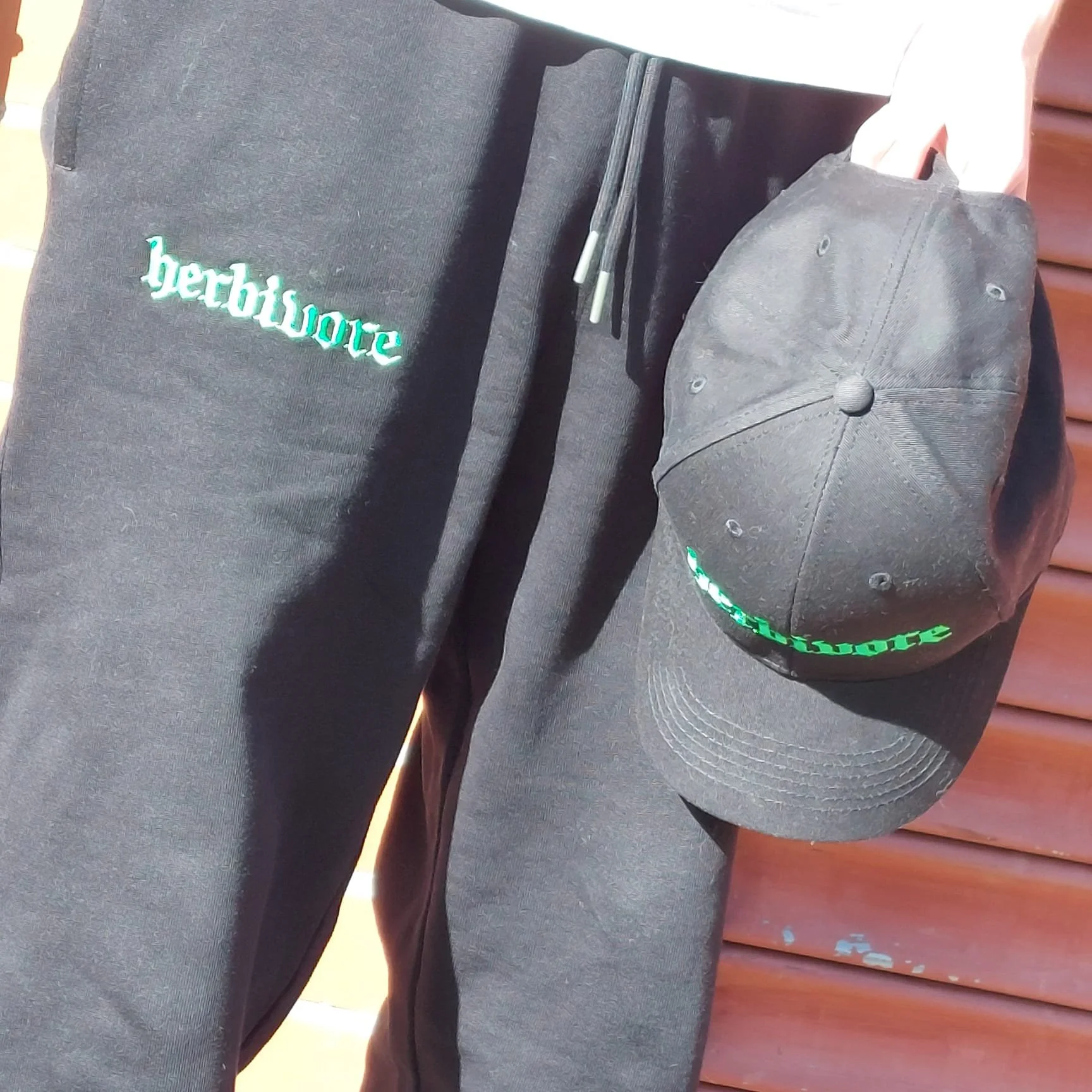 Herbivore Hat+Jogger Combo Wombo