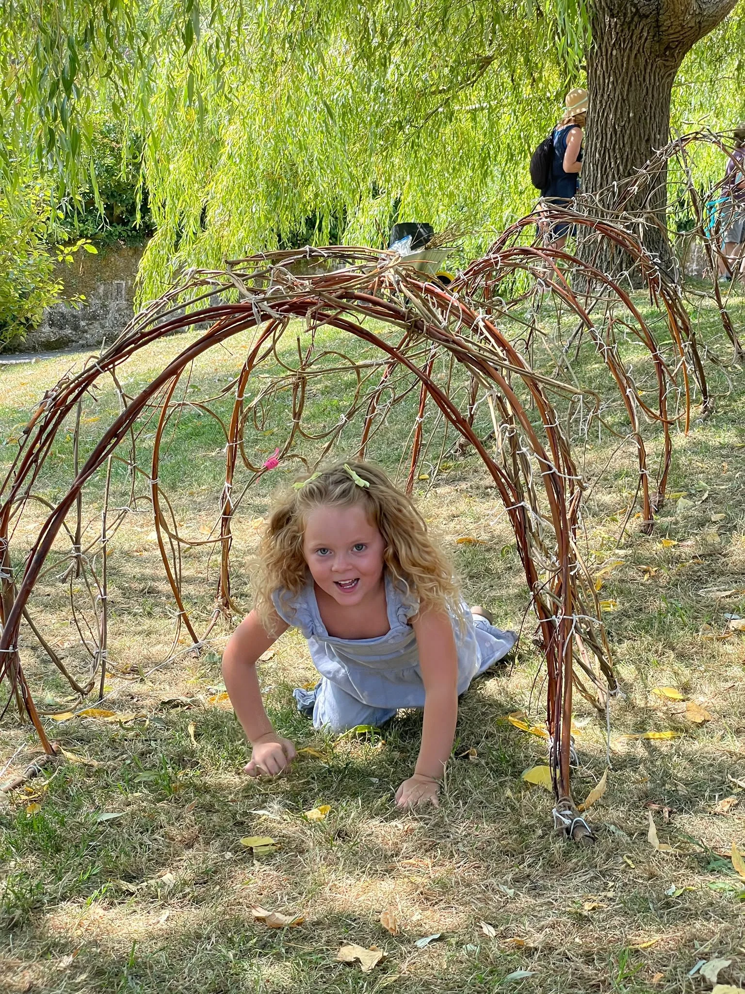 Willow Weaving Workshop making tunnels whilst learning about the legendary tunnels in Shaftesbury.
