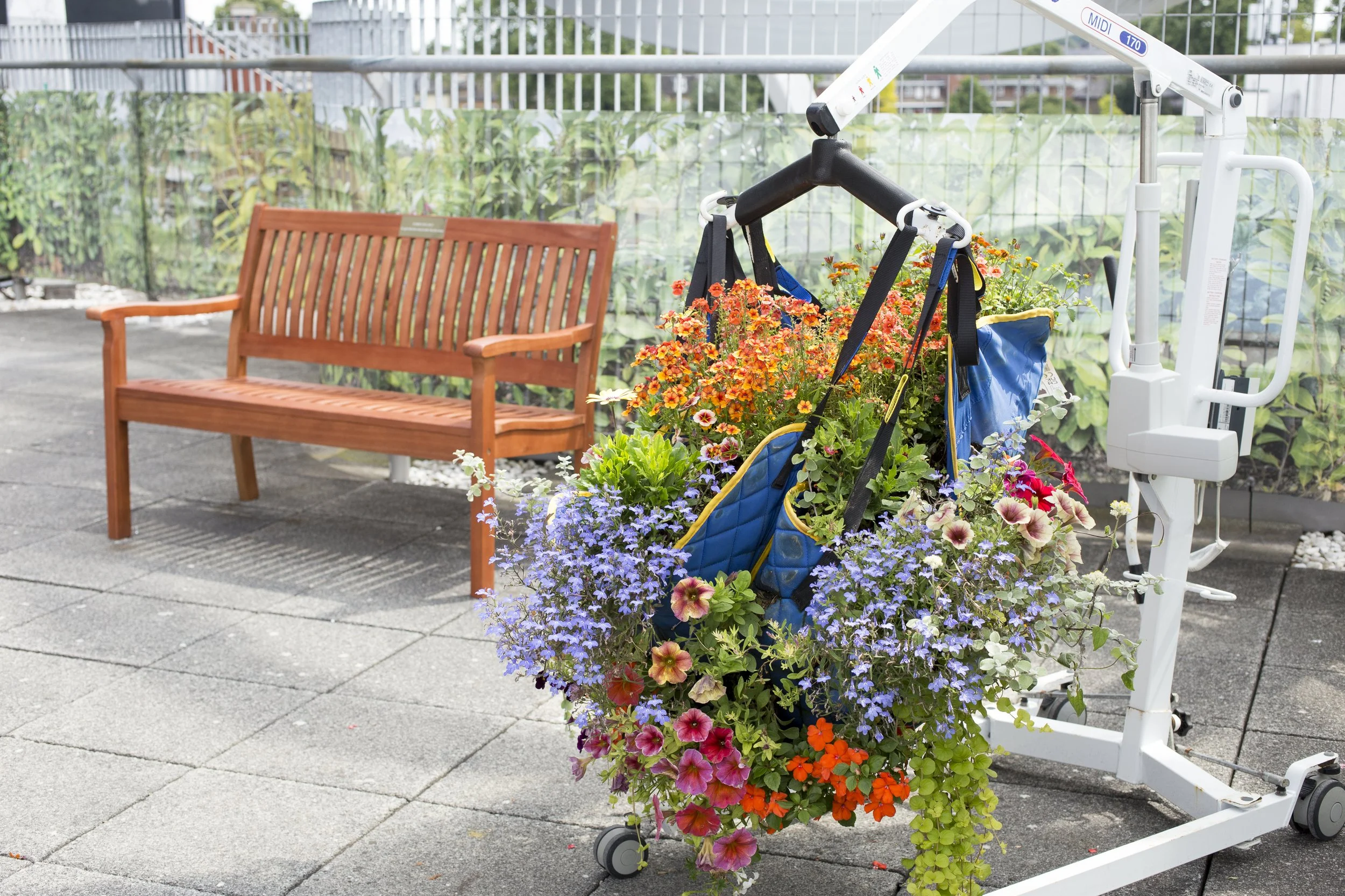 5 t rhoist bench.jpg