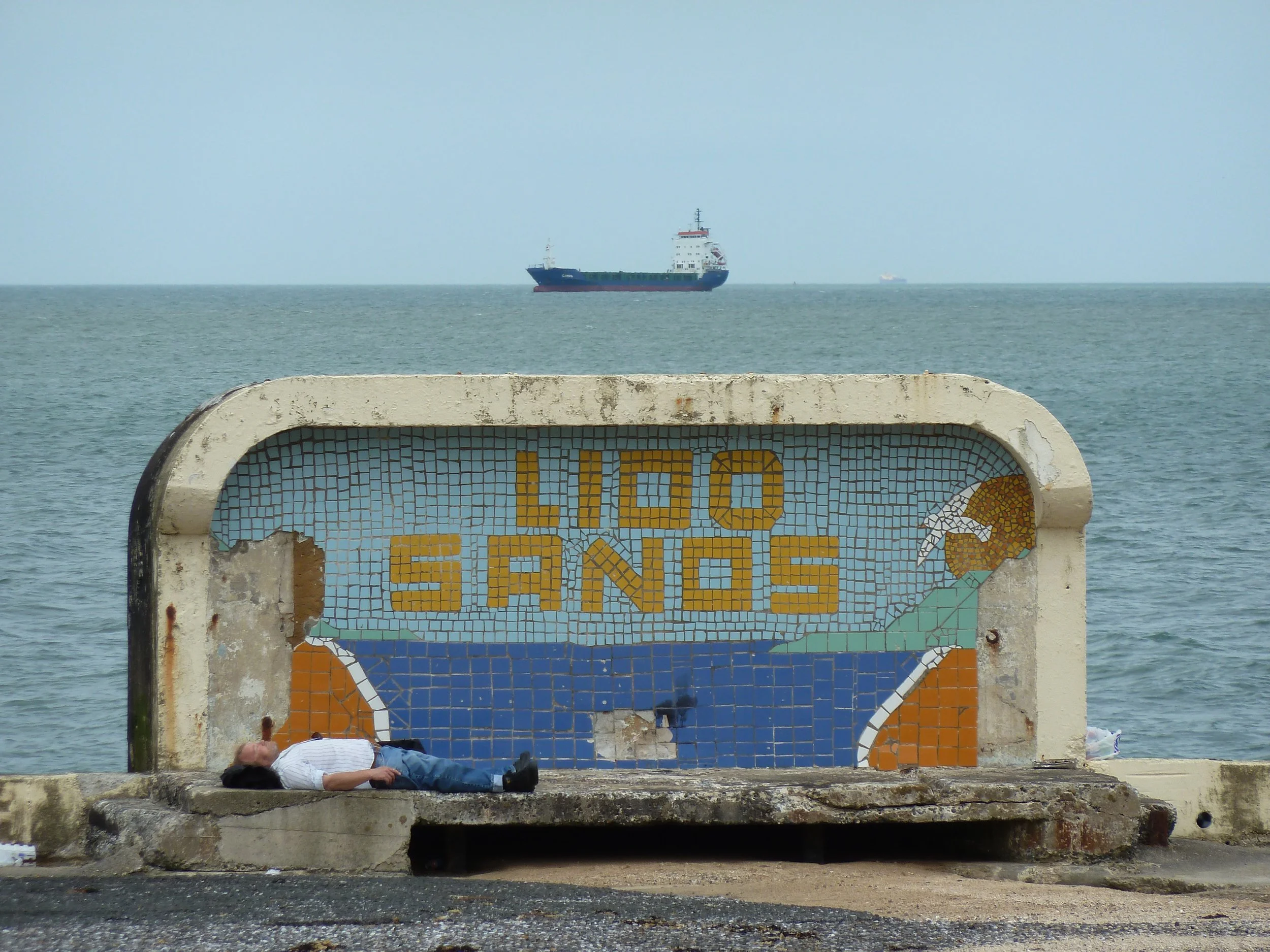 LIDO SANDS (2011)