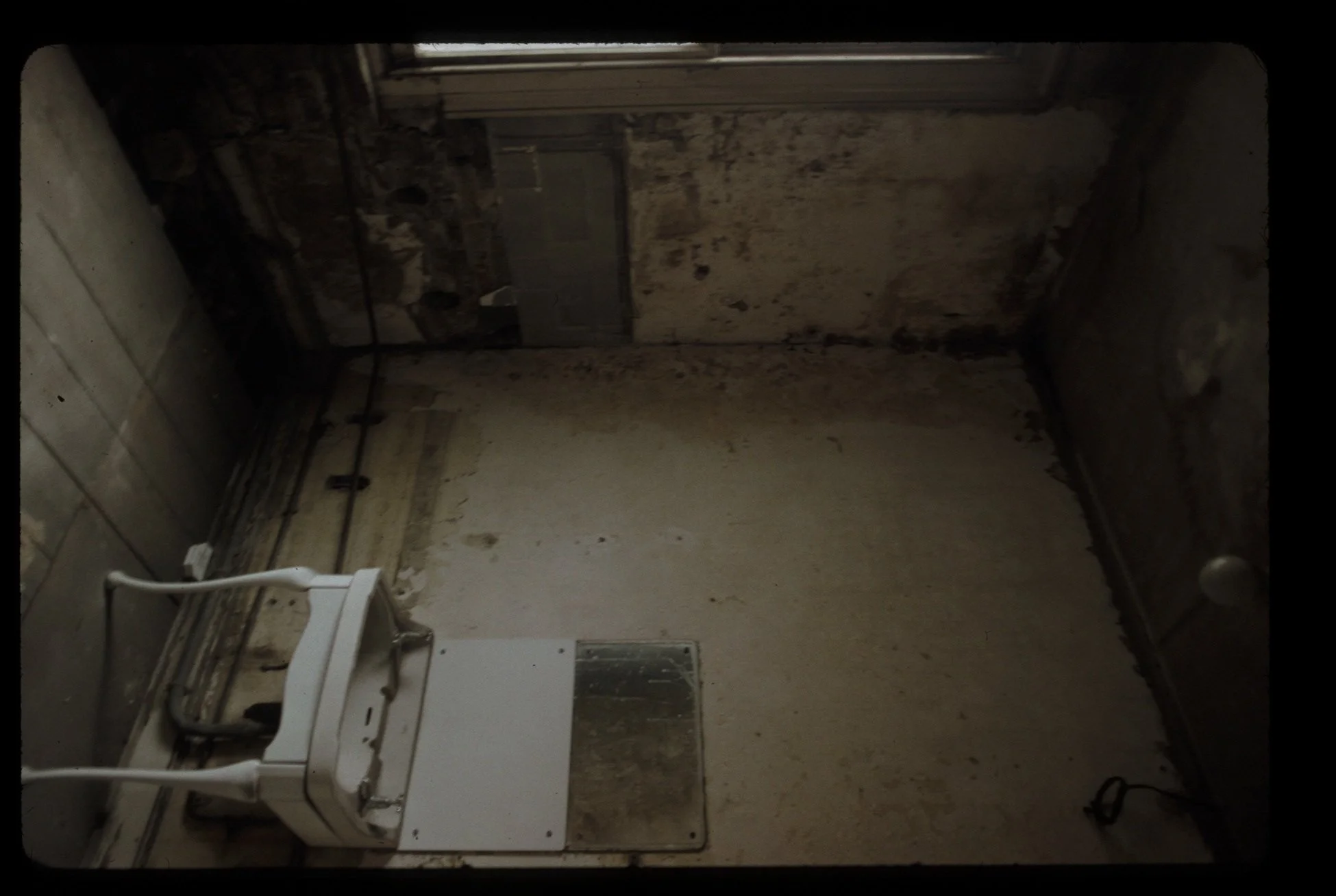 Scanned Picture k sink.jpg