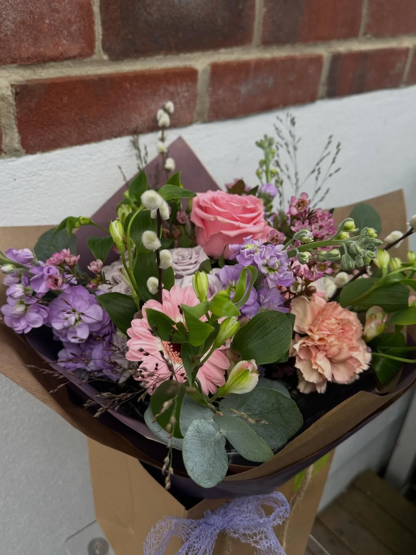 This week! 🌷

Just a few days to go until Mother&rsquo;s Day and we&rsquo;re still taking last-minute orders &mdash; but we are very close to capacity!

Here&rsquo;s a reminder of the bouquets available:

Signature Tulips &mdash; &pound;25
Sunday Pe