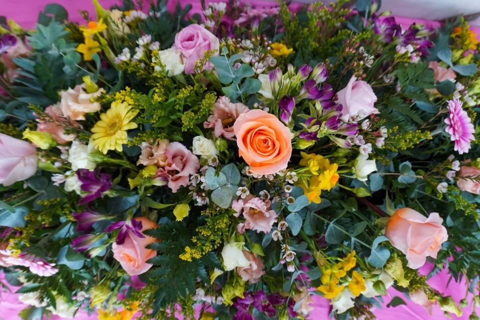 At Flower Fridays, we also create bespoke sympathy flowers, thoughtfully designed to honour and celebrate loved ones.

We understand how important it is to reflect personal stories and sentiments through beautiful floral tributes, and we approach eac