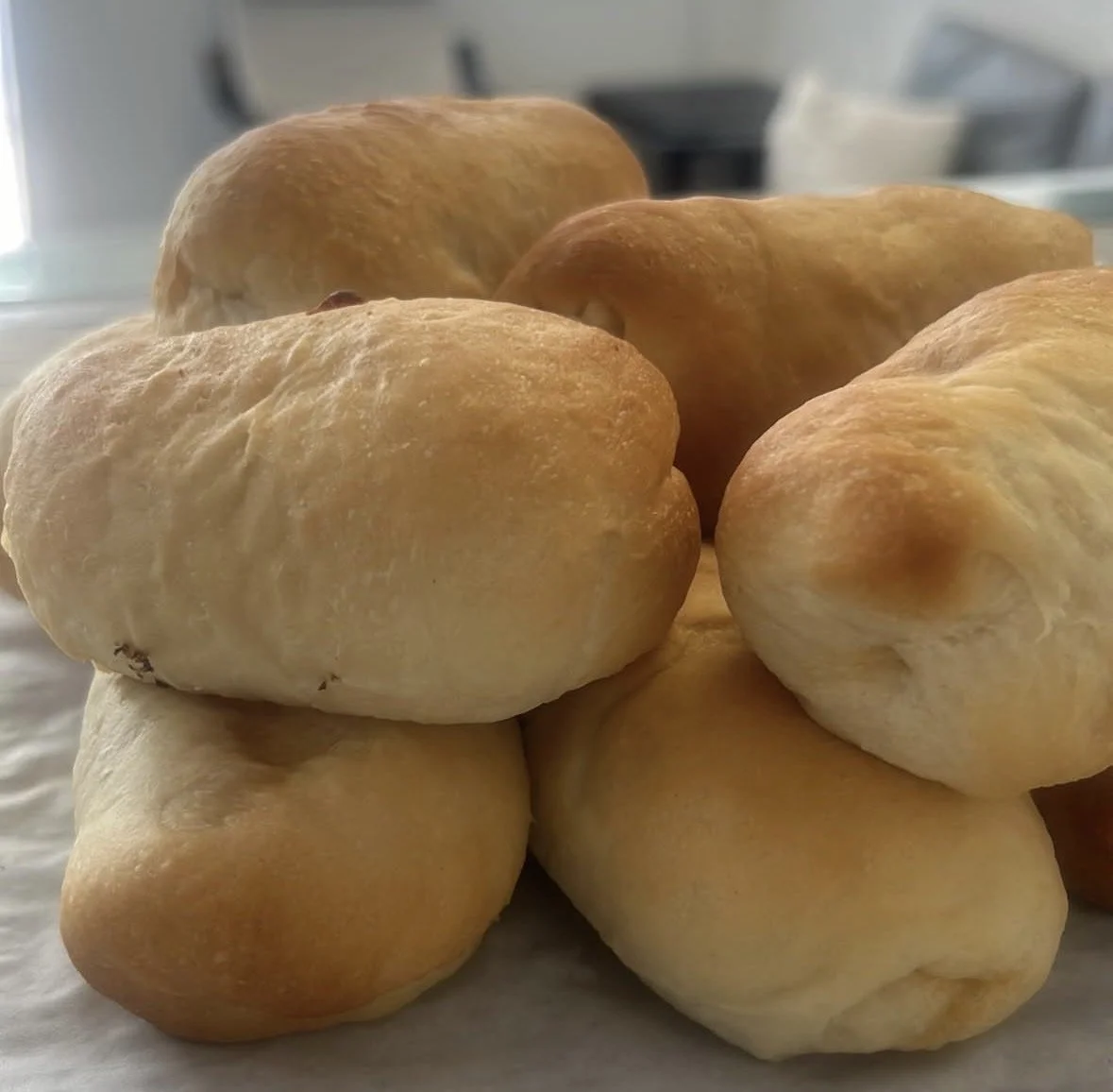 Pepperoni rolls