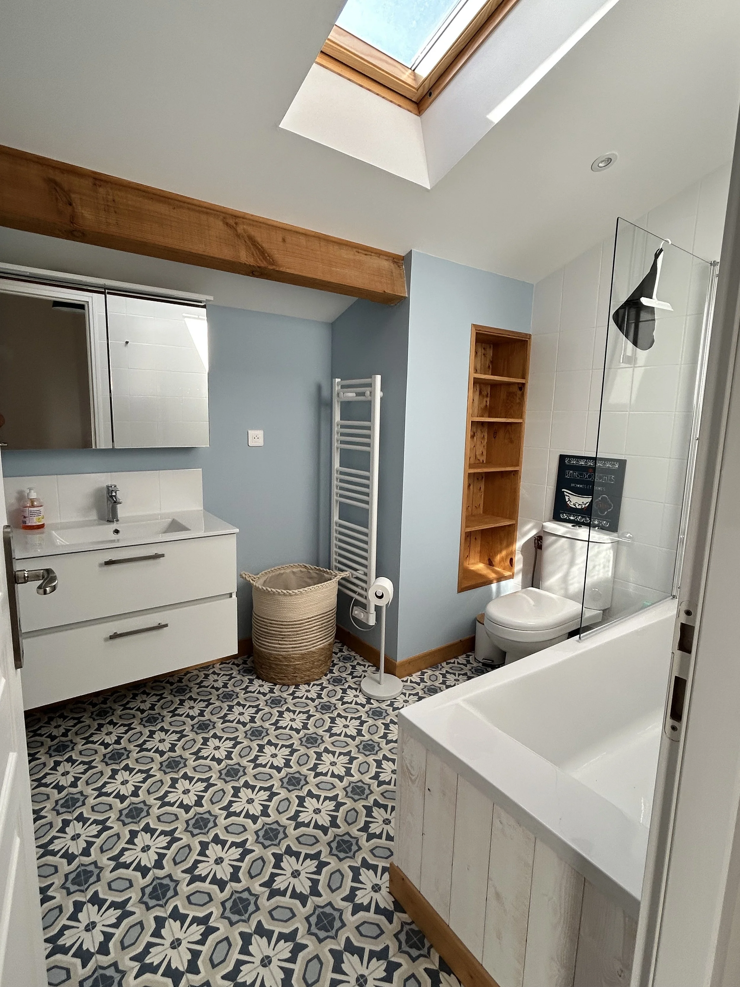 Family bathroom.jpeg
