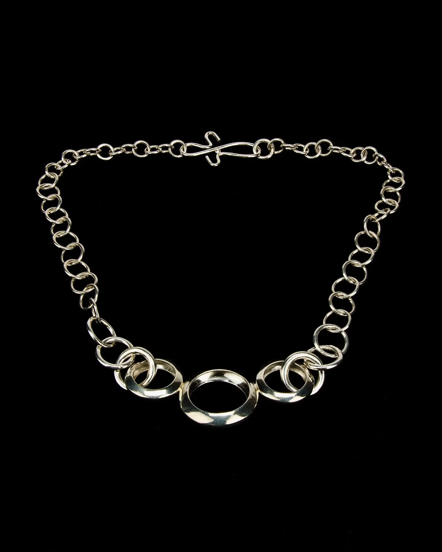 untitled, craft available for purchase at @wilby_jeweler 

#photography #fineart #fineartphotography #jewelry