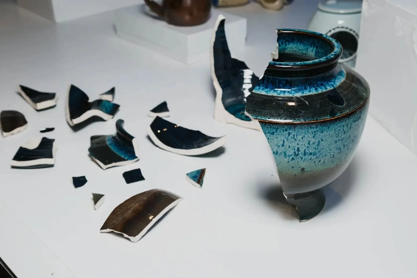 My photos from the NBCCD Ceramics exhibition "Unfunctional" at the George Fry Gallery in Fredericton. ⚱️
Taken with a Canon 5D Mark III 📷

#ceramics #photography #nbccd