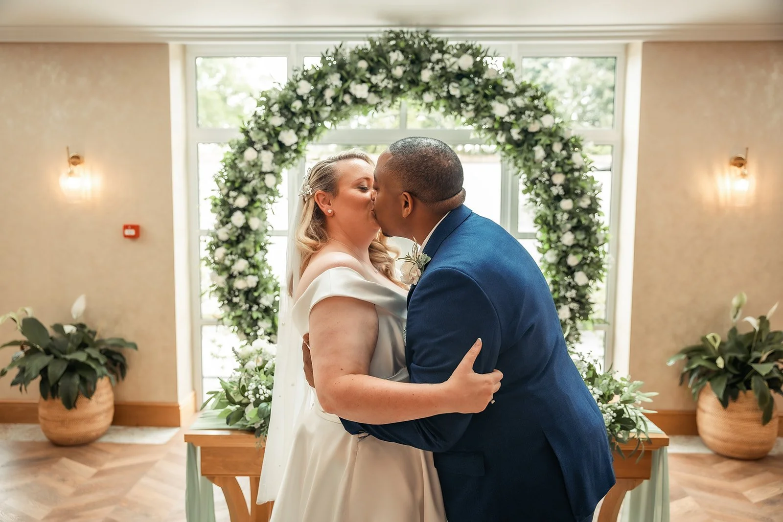 Jerome + Holly - CER-153.jpg