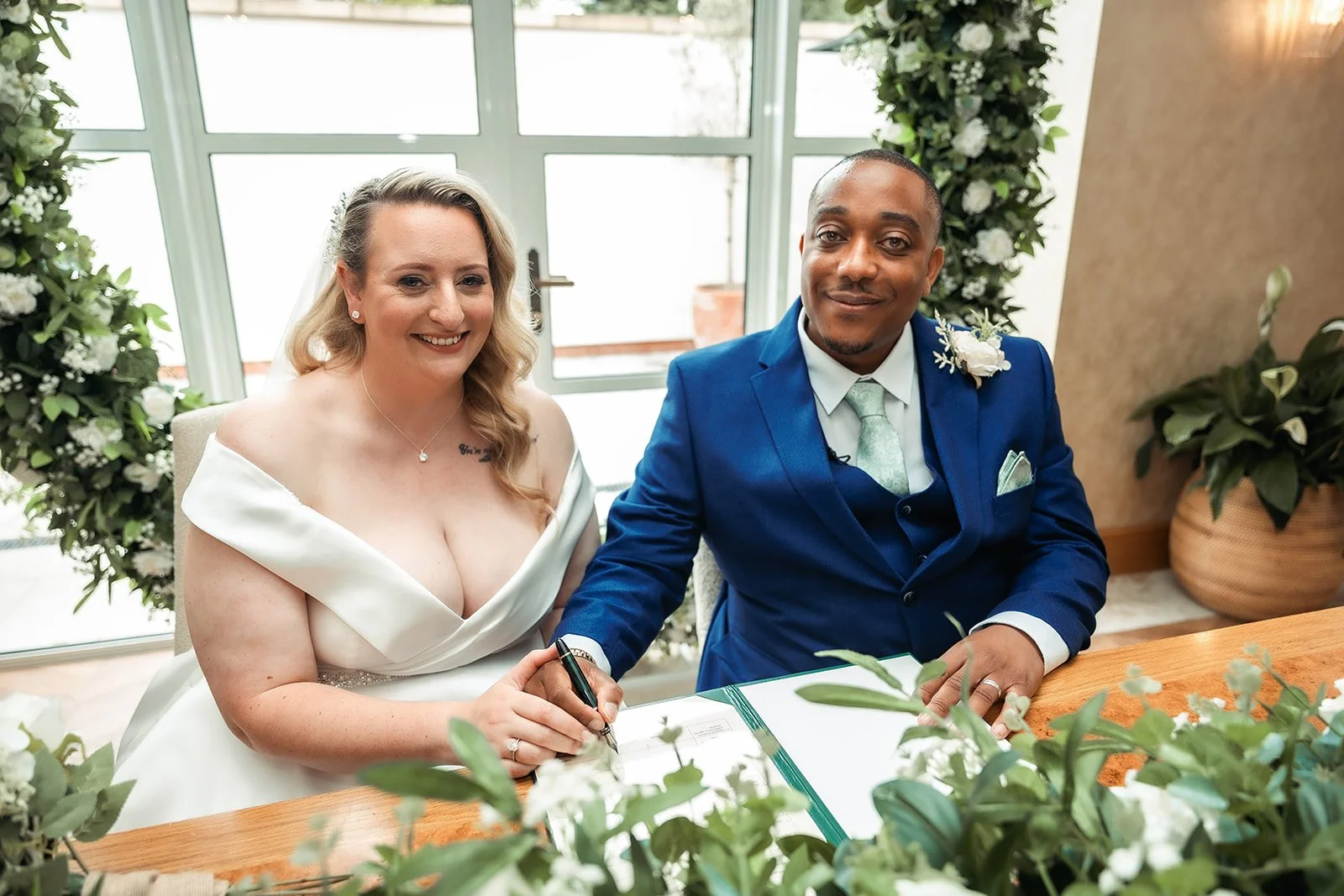 Jerome + Holly - CER-171.jpg