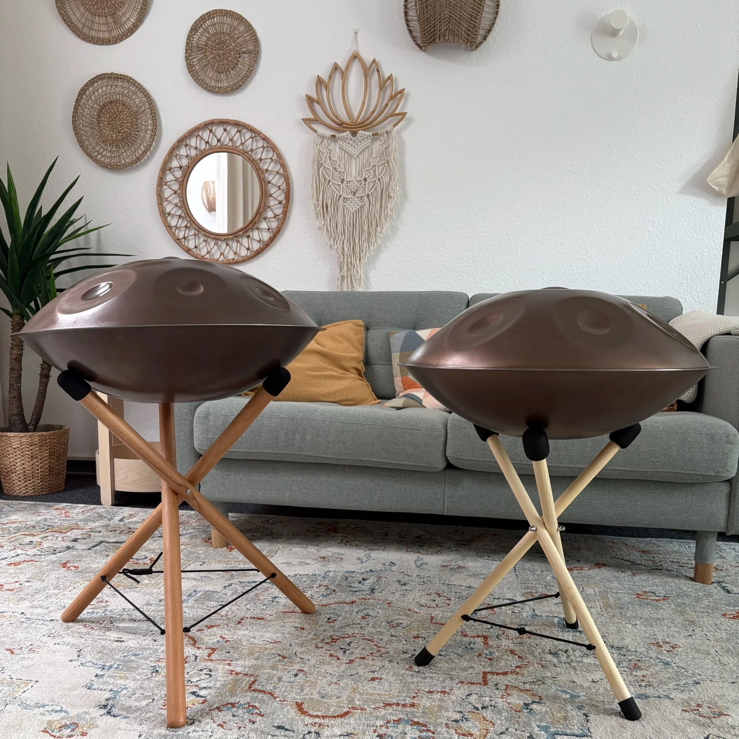 Handpan Showoroom, Handpan kaufen Hannover, Handpan Verkauf Hannover, Handpan Laden, Handpan Geschäft, Handpan Fachgeschäft, Handpan Zubehör Hannover, Handpan Ständer kaufen, Handpan Pflege kaufen, Handpan Magnete, Handpan Lernbuch kaufen 