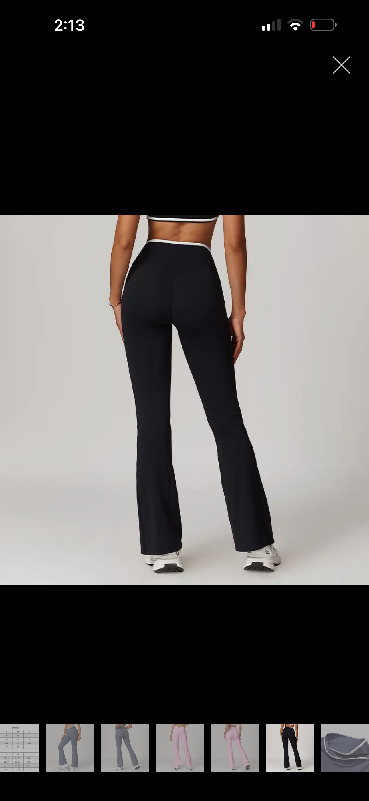 Black leggings 1.PNG